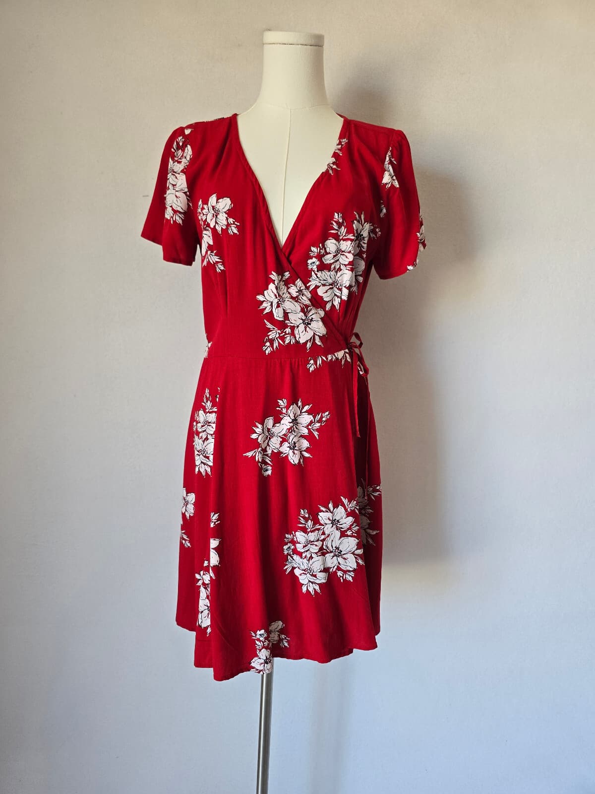 Abercrombie & Fitch Floral Mini Wrap Dress Short Sleeve Viscose Red Women's ST - Thumbnail 2