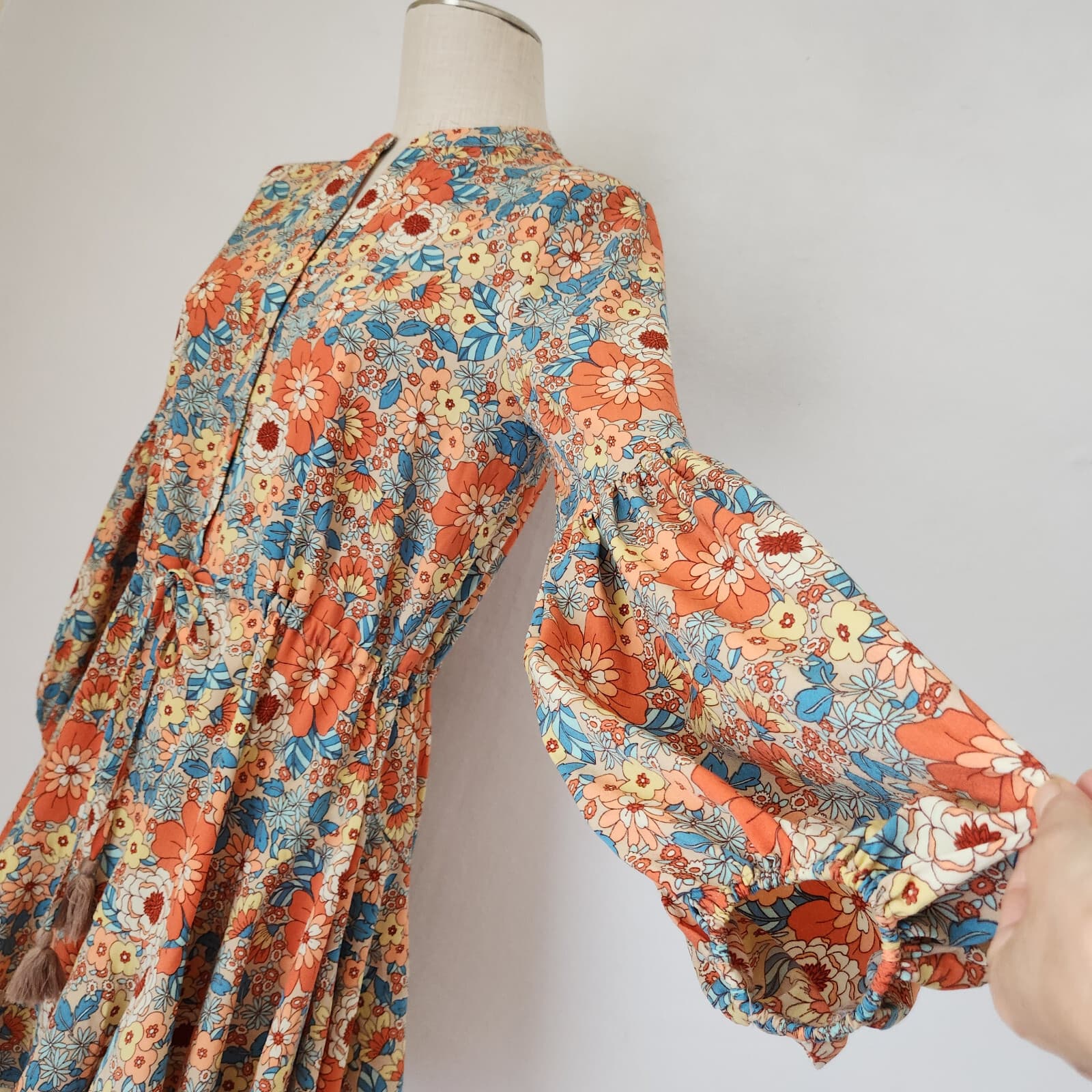 NWoT Aakaa Groovy Floral Mini Dress Long Balloon Sleeve Tie-Belted Multicolor S - Thumbnail 5