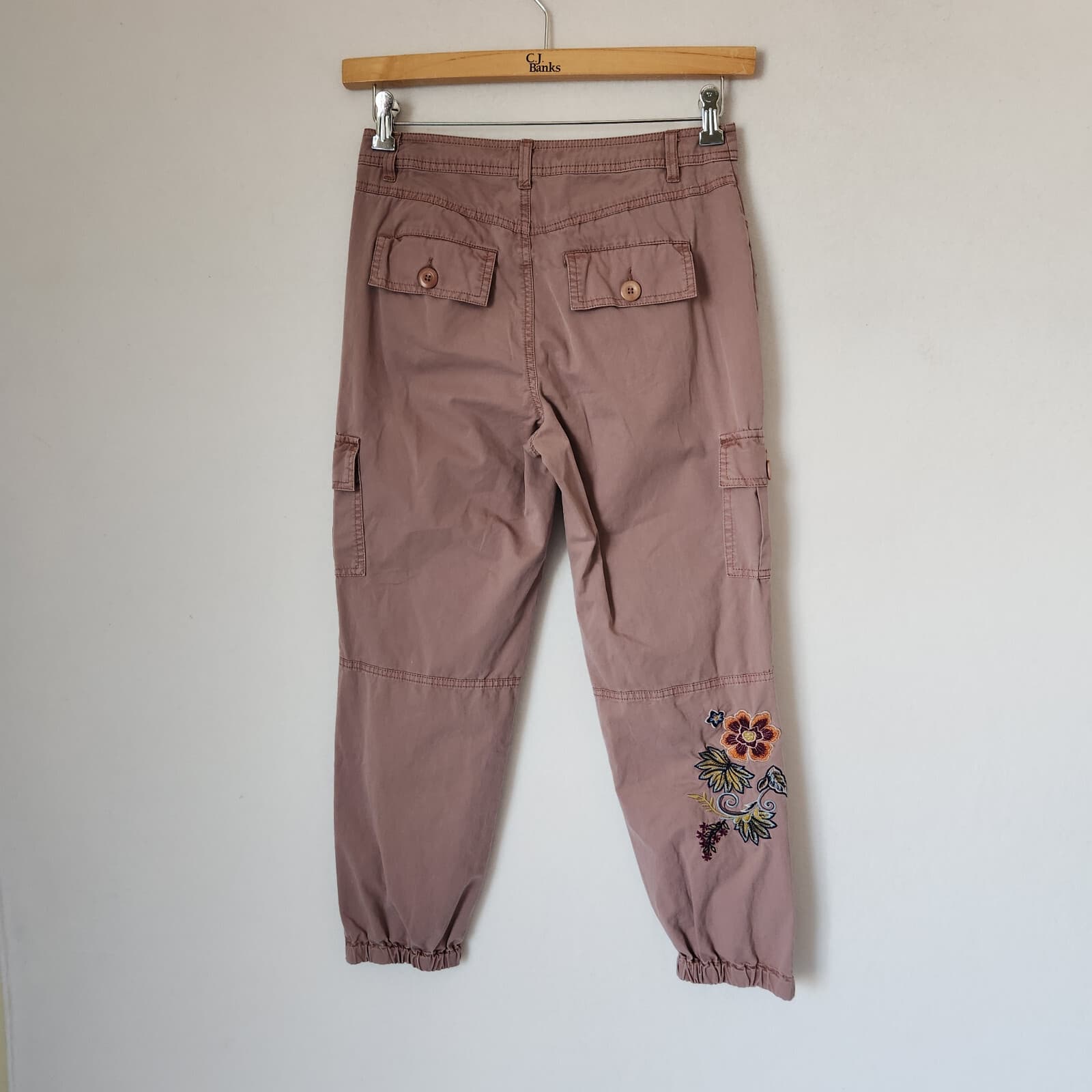 Sundance Vivant Floral Embroidered Cargo Ankle-Zip Crop Pant Pocket Lilac Sz.2 - Thumbnail 8