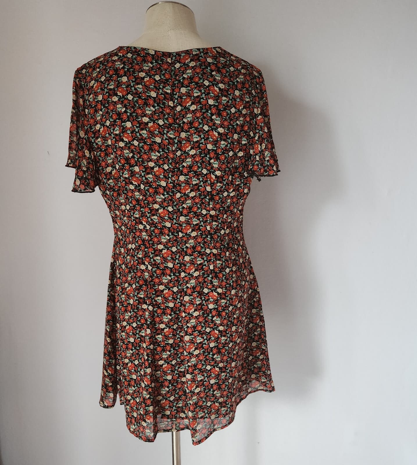 Showpo Maximum Potential Romantic Mini Dress Button Up Black Red Floral Sz.10 - Thumbnail 6