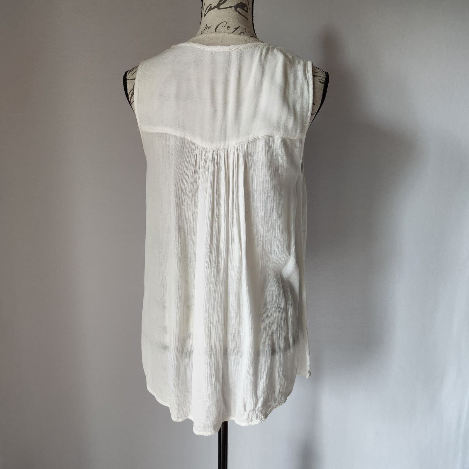 Sundance Journey Delight Embroidered Boho Top Sleeveless White XS (Bust 40") - Thumbnail 6