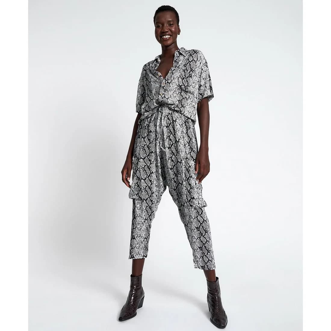 One Teaspoon Snake Pit Harem Cargo Pocket Pants Elastic Waist Black White Sz.M - Thumbnail 5
