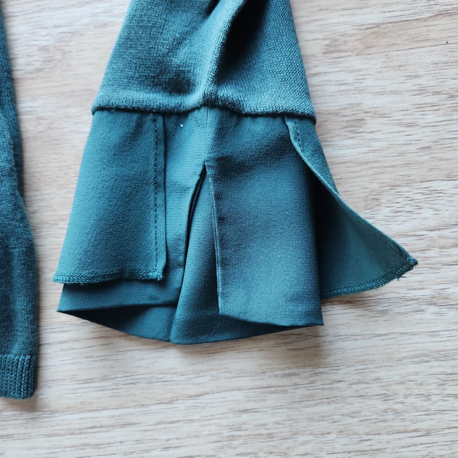 NWoT Schumacher Silk Linen Blend Cardigan Button V-Neck Green Women's 2 - Thumbnail 6