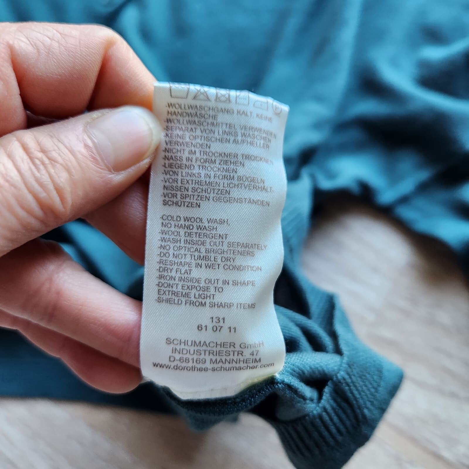 NWoT Schumacher Silk Linen Blend Cardigan Button V-Neck Green Women's 2 - Thumbnail 11