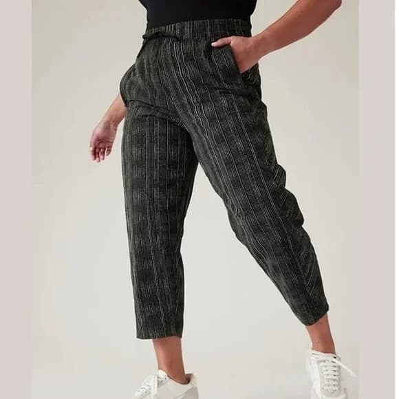 Athleta Arrival High Rise Cropped Pants Pull-On Pocket Amara Stripe Black Sz.22 - Thumbnail 14