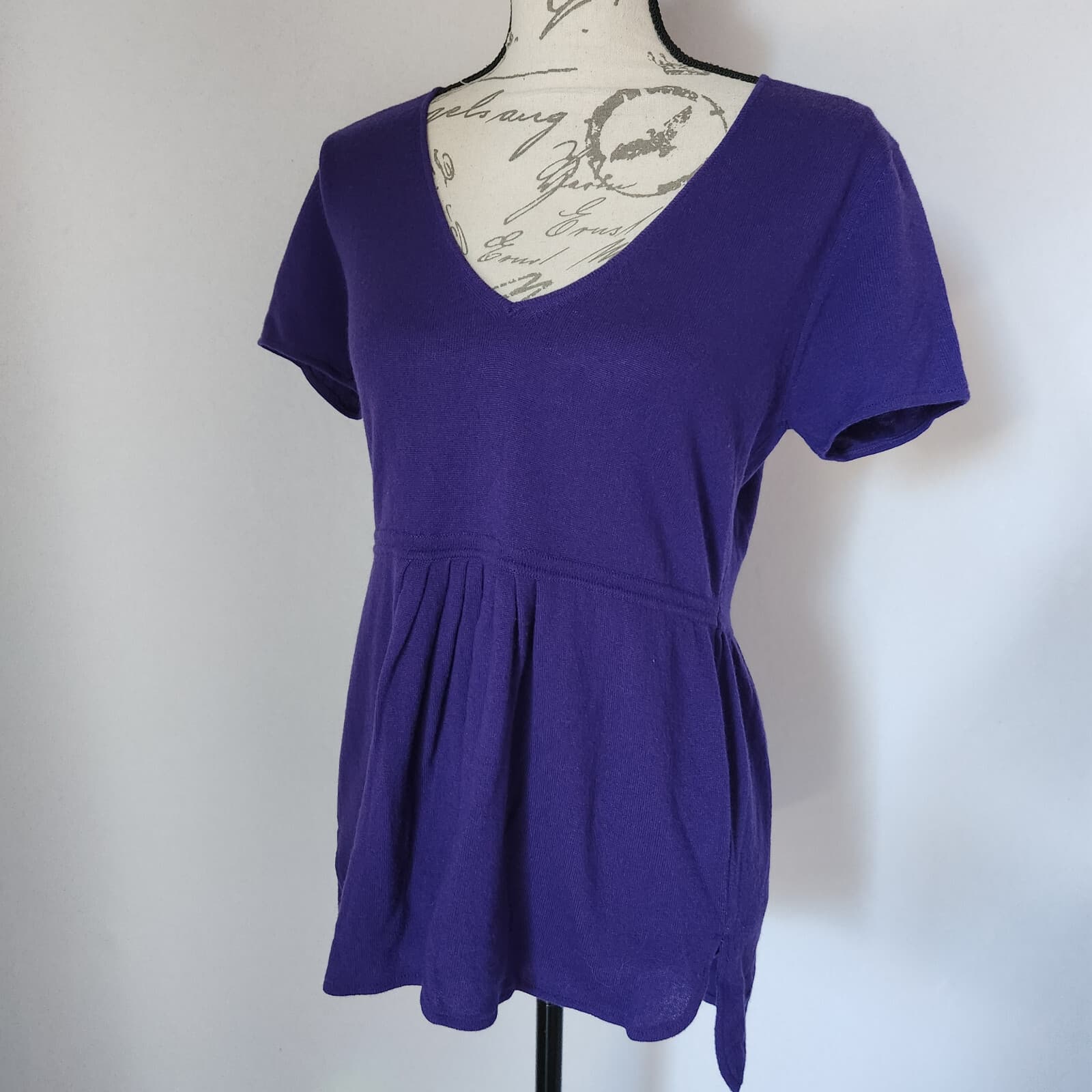EUC Maria Di Ripabianca Made in Italy Cashmere Peplum Top V-Neck Purple Bust 36"