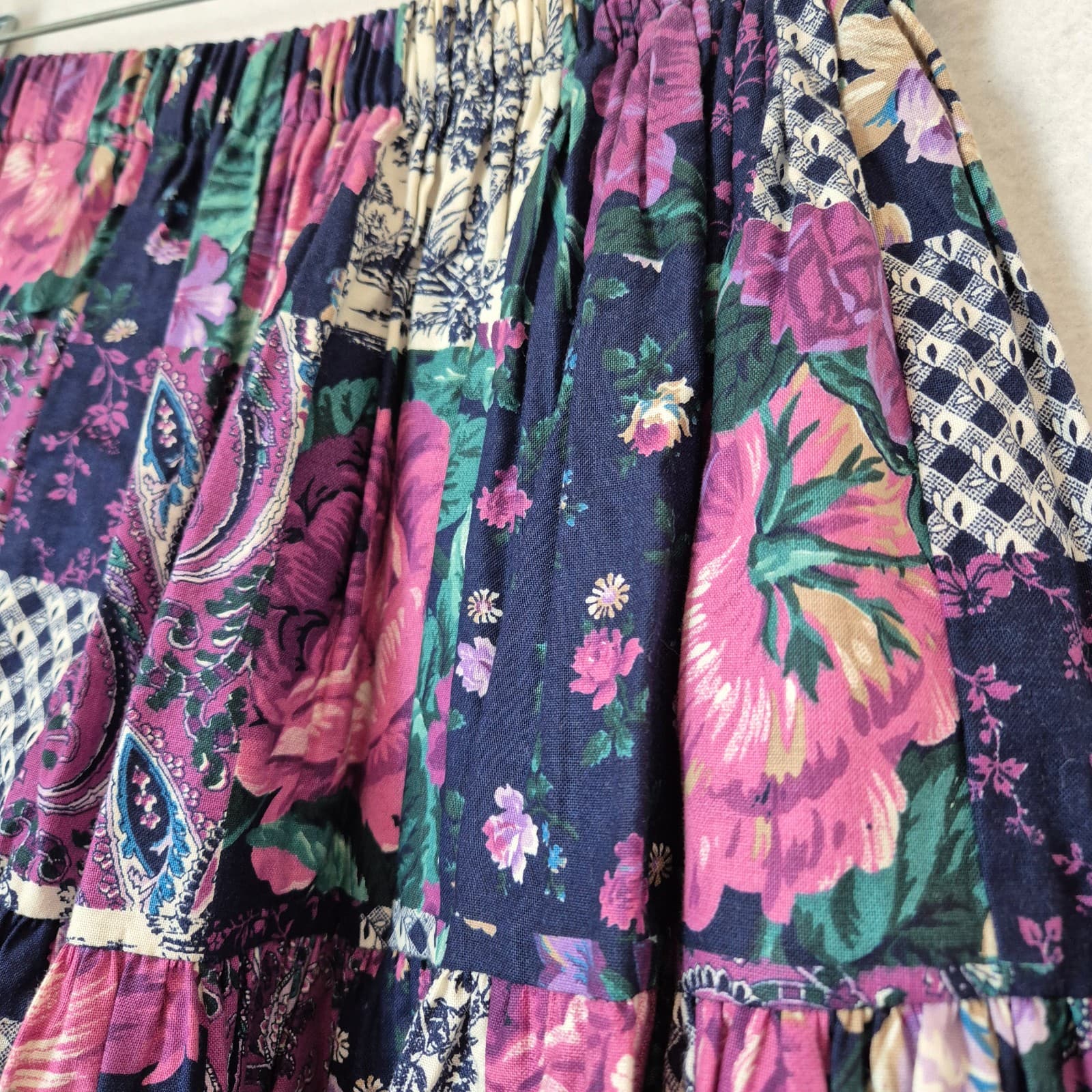 NWoT Granny Hugs Montana Floral Patchwork Tiered Maxi Skirt Elastic Waist 23"S/M - Thumbnail 3
