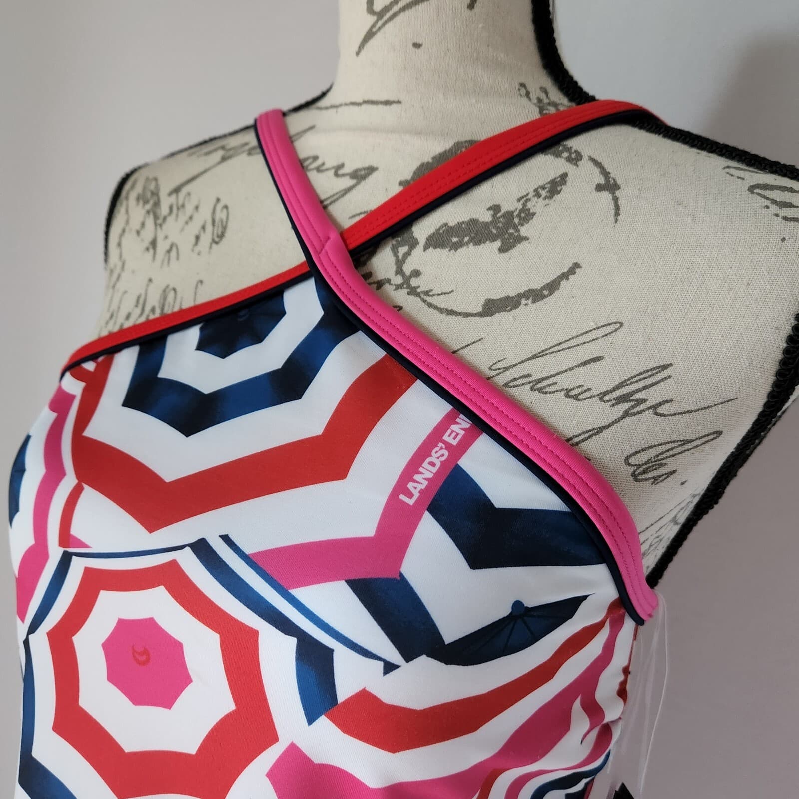 NWT Lands' End Piped Tankini Top UPF50 Bra-Pad Umbrella Multicolor Sz.8 $70 - Thumbnail 3