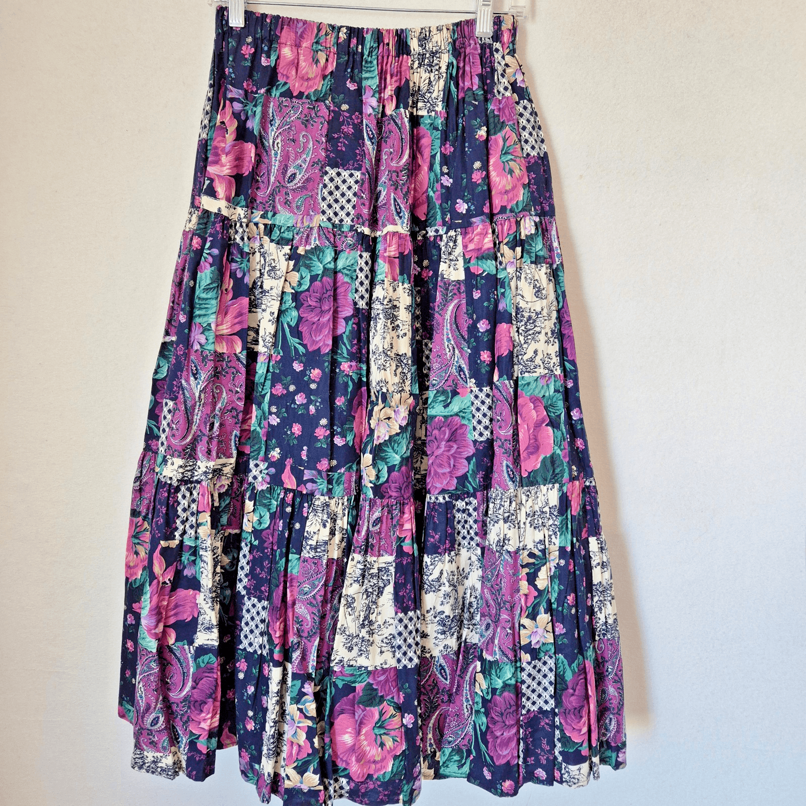NWoT Granny Hugs Montana Floral Patchwork Tiered Maxi Skirt Elastic Waist 23"S/M - Thumbnail 2