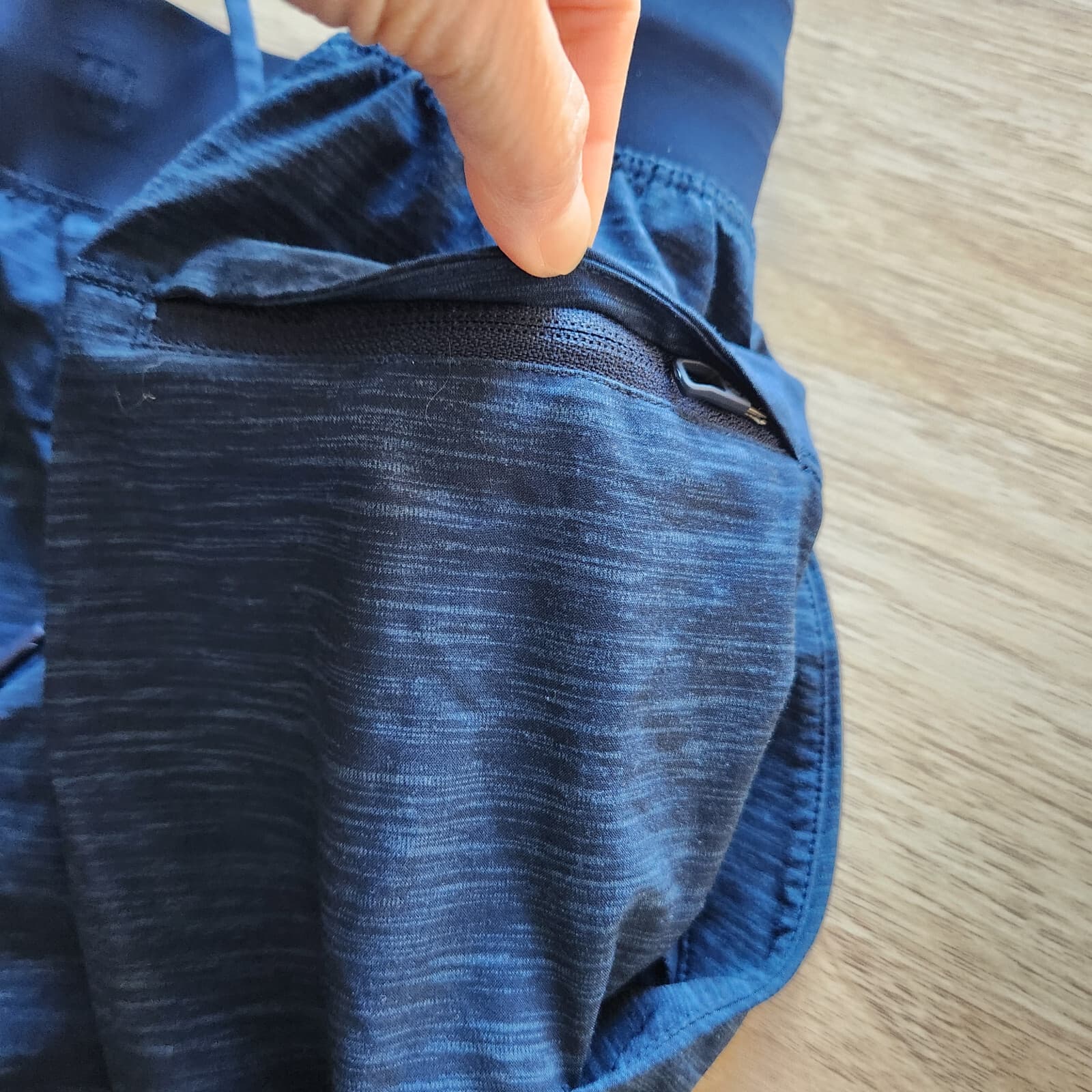 Lululemon T.H.E. Linerless Short 9" Traing Relax Drawstring Pocket Blue Men's L - Thumbnail 10