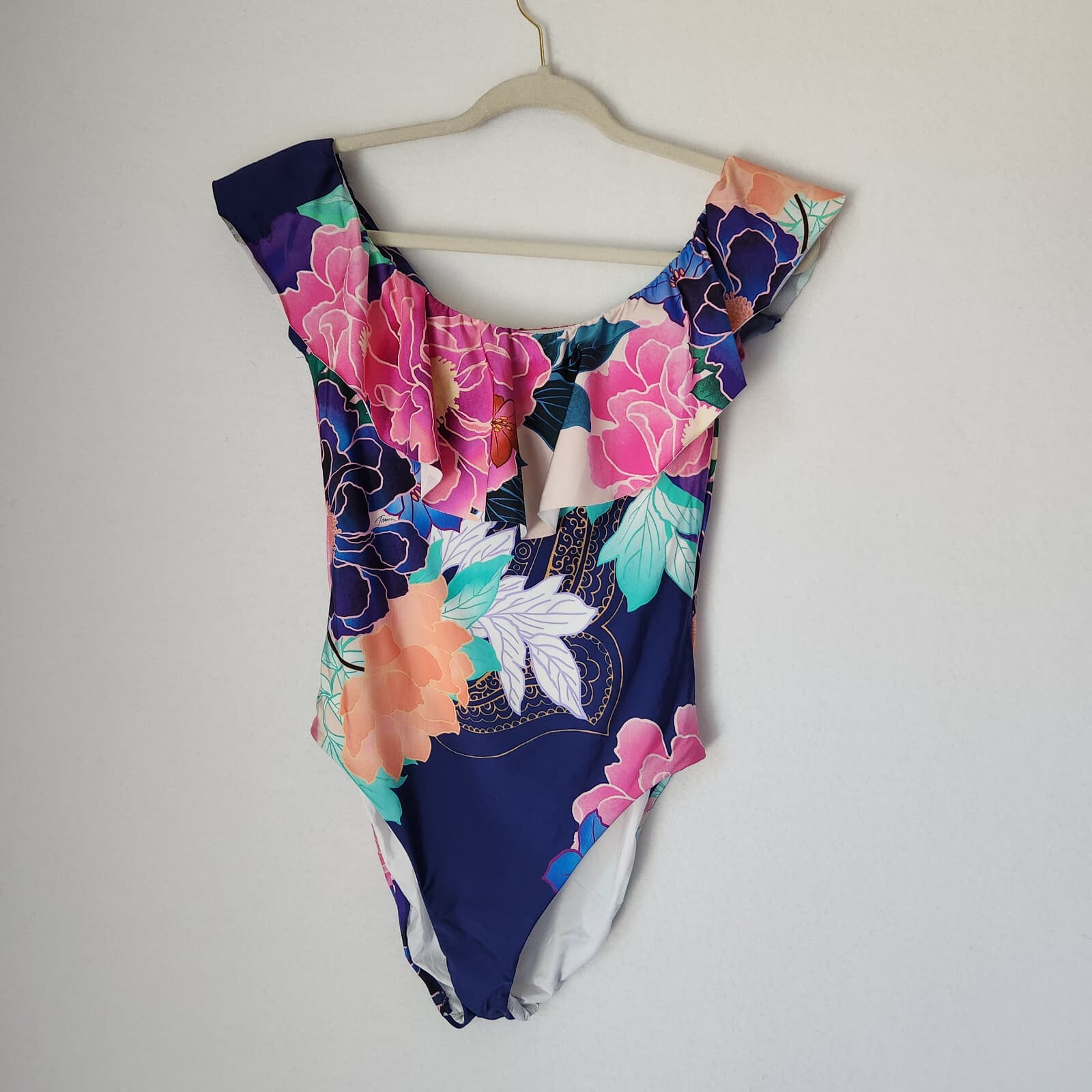 NWT $162 Trina Turk Opulent Floral Off-Shoulder Bandeau One-Piece Swimsuit Sz.12 - Thumbnail 3