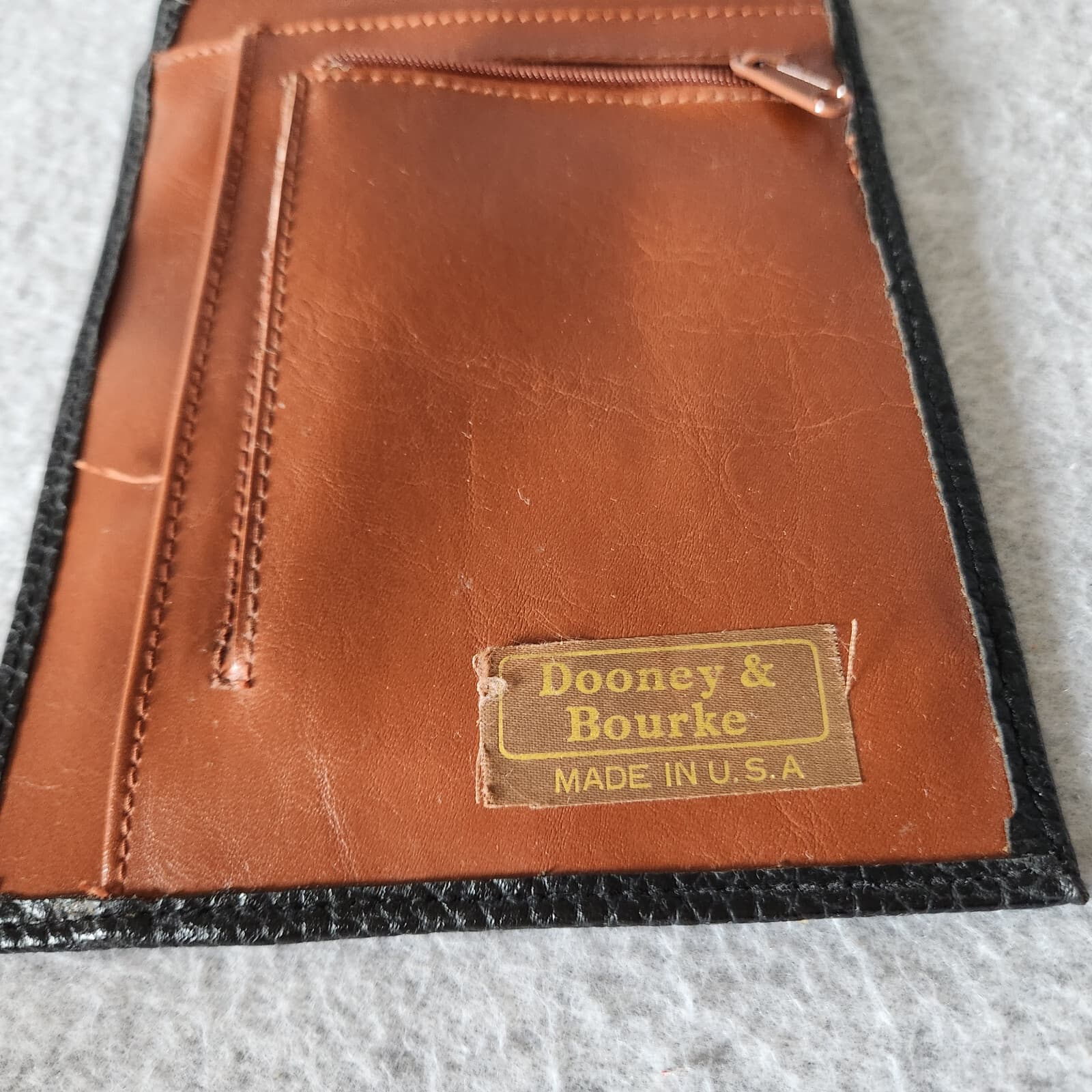 Vintage Dooney&Bourke Black Leather Travel Crossbody Bag Multi-Pocket Card Slot - Thumbnail 12