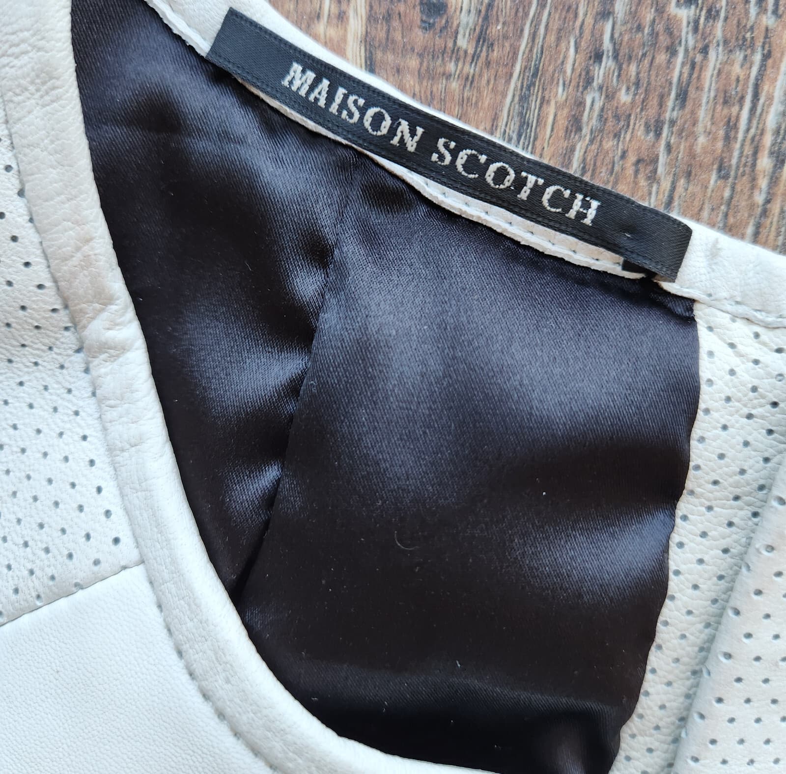 Maison Scotch Perforated Sheep Leather Top Short Sleeve White-Cream Sz.1 (S) - Thumbnail 7