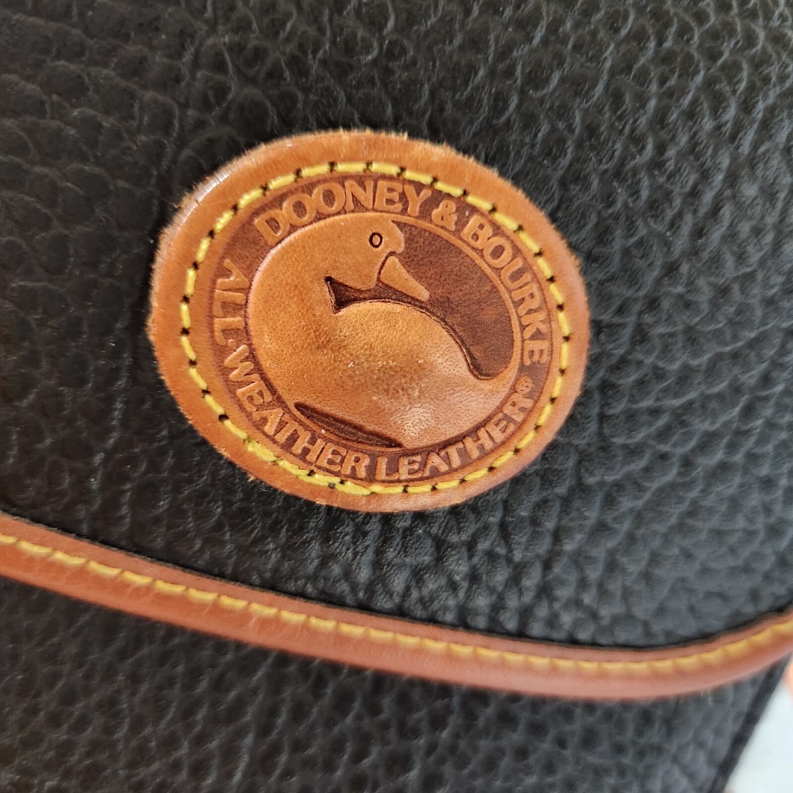 Vintage Dooney&Bourke Black Leather Travel Crossbody Bag Multi-Pocket Card Slot - Thumbnail 6
