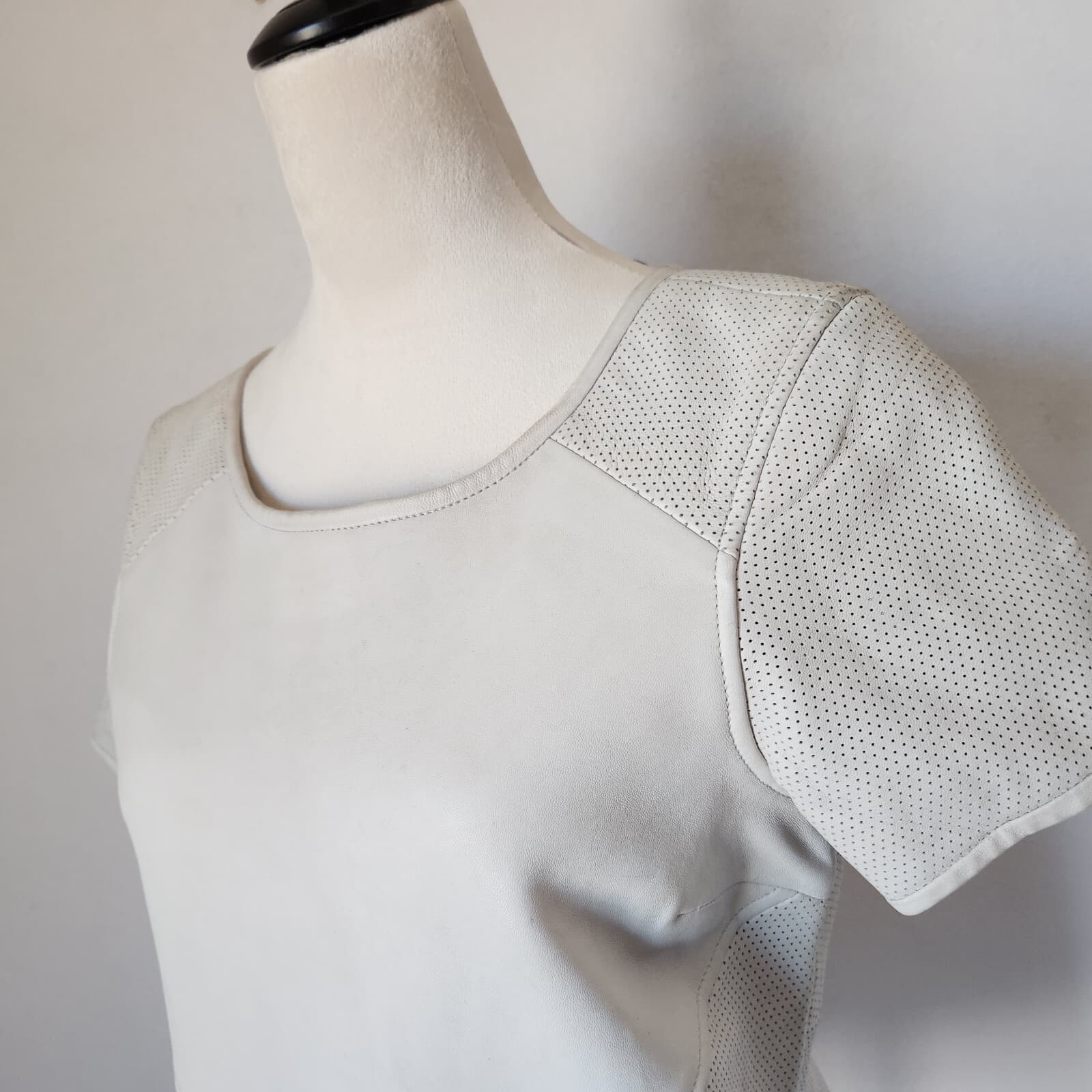 Maison Scotch Perforated Sheep Leather Top Short Sleeve White-Cream Sz.1 (S) - Thumbnail 5