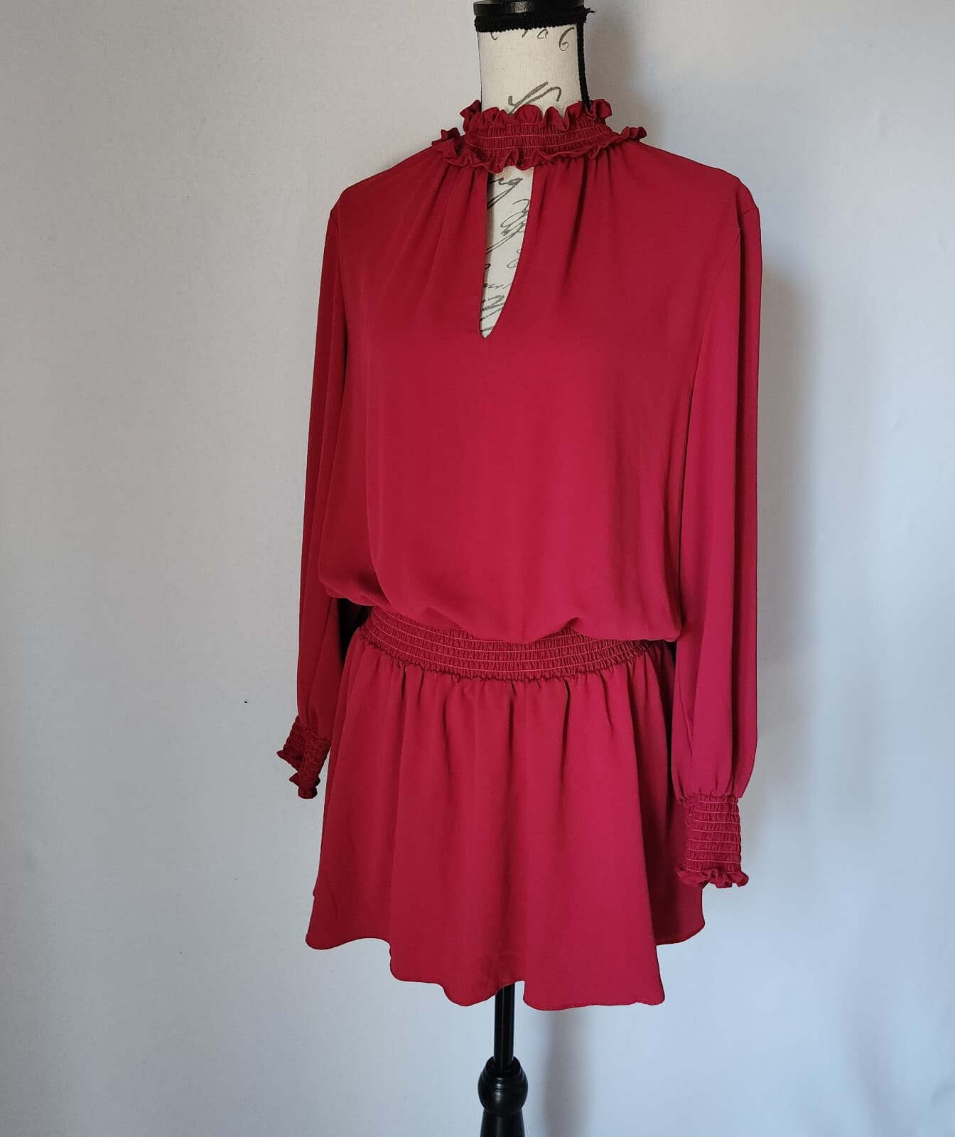 AMANDA UPRICHARD Smocked Waist Mini Dress Key-Hole Long Sleeve Chiffon Pink Sz.L