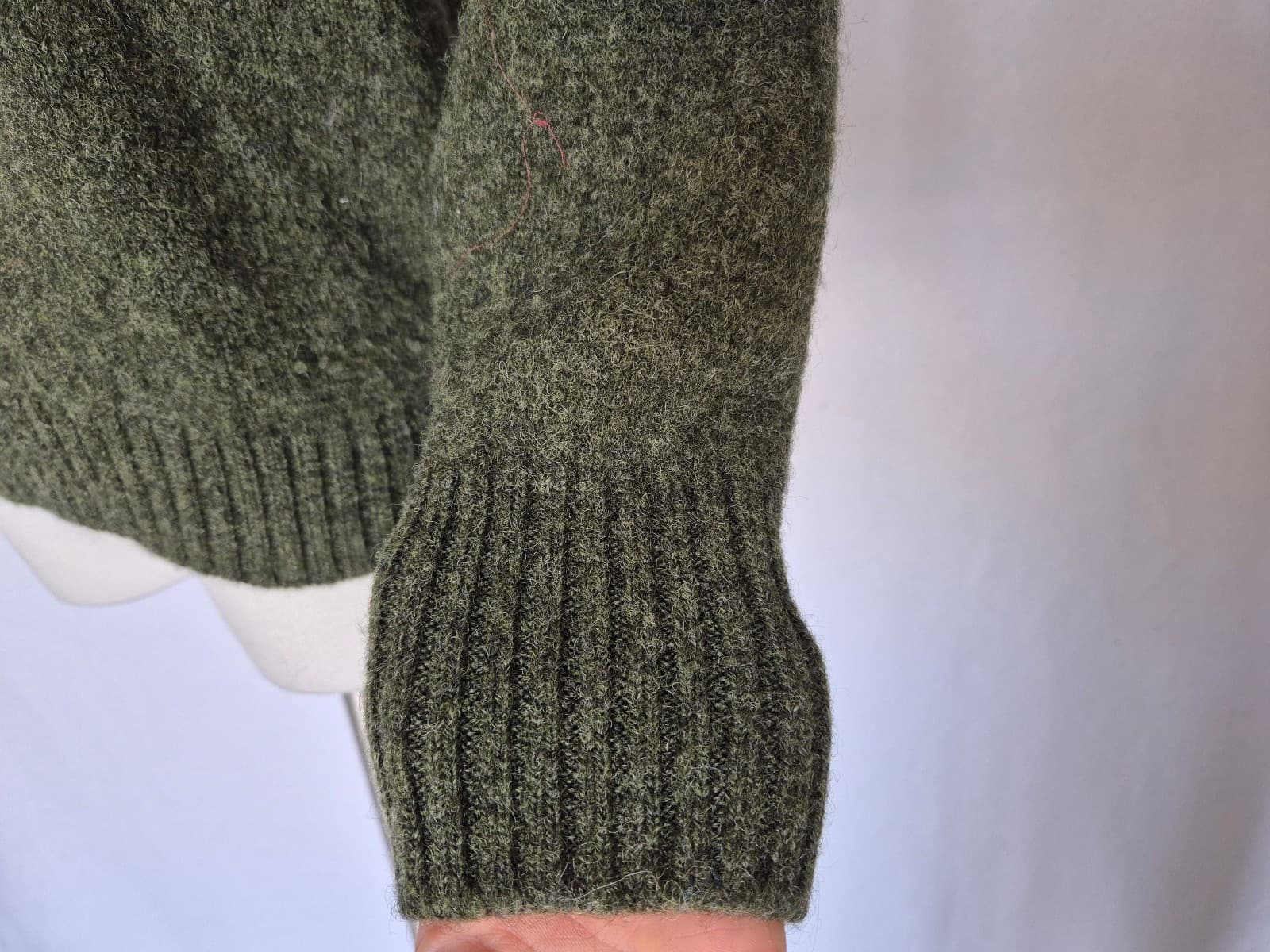 Vintage Lands' End Made in Scotland 100% Wool V-Neck Sweater Green Women's M - Thumbnail 3