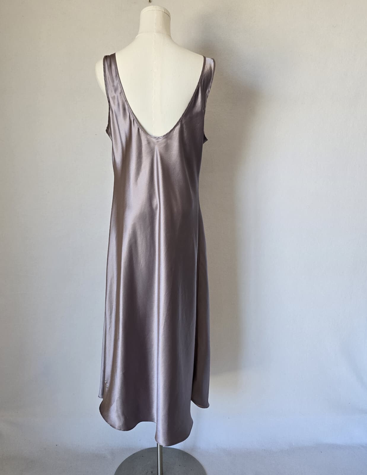 Private Luxuries Satin Draped Cowl Neck Midi Slip Night Dress Metallic Grey Sz.M - Thumbnail 4