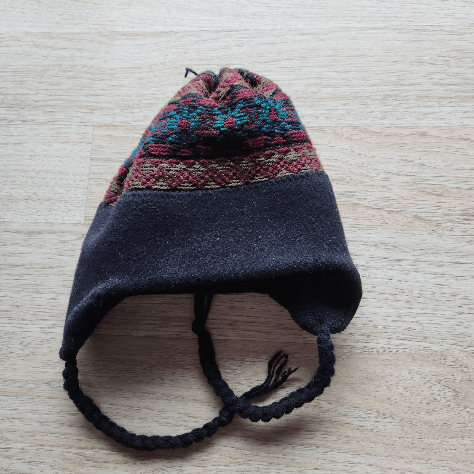 Vintage Darn Fine Hats Made in USA Warm Acrylic Winter Hat Ear-Flaps One Size - Thumbnail 5