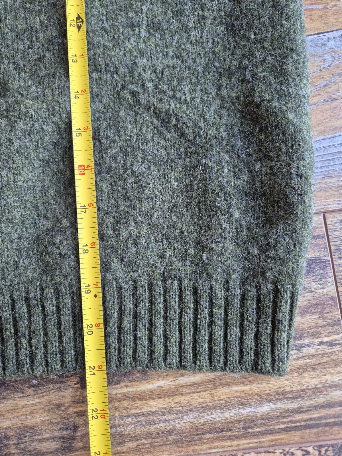 Vintage Lands' End Made in Scotland 100% Wool V-Neck Sweater Green Women's M - Thumbnail 8