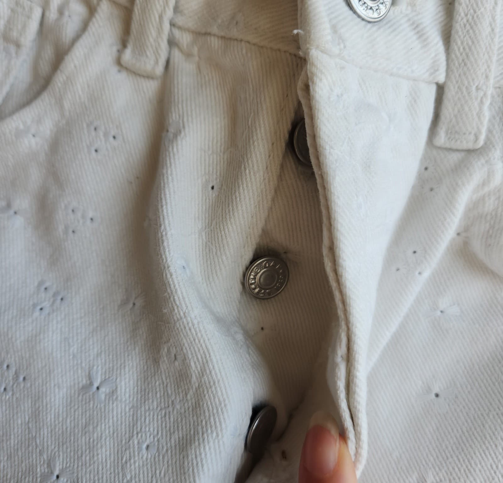 Vintage GAP Made in USA Eyelet Tapered High Waist Jeans Button-Fly White Sz.6 - Thumbnail 4