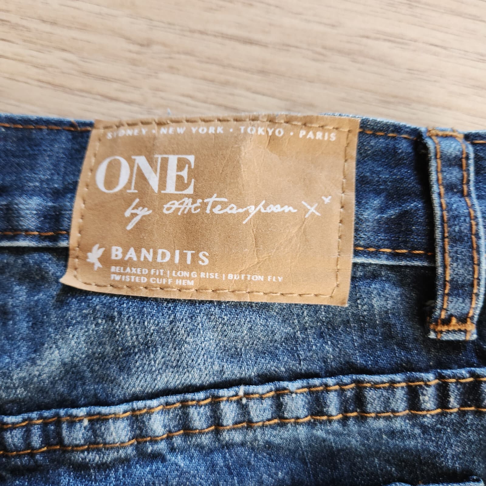 One Teaspoon Bandits Button Fly Denim Shorts Relax Fit Twisted Cuff Hem Blue 26 - Thumbnail 6