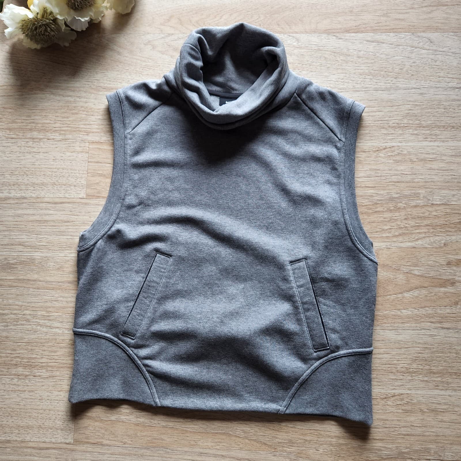 Nike Dri-Fit Dry Versa Funnel-Neck Athletic Vest Sleeveless Pocket Grey Women L - Thumbnail 6