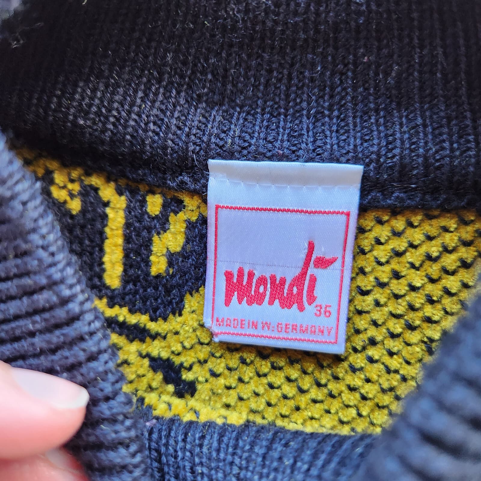 Vintage'80s Mondi W-Germany Wool Blend Tassel Sweater Velvet-Yellow Black Sz.36 - Thumbnail 7