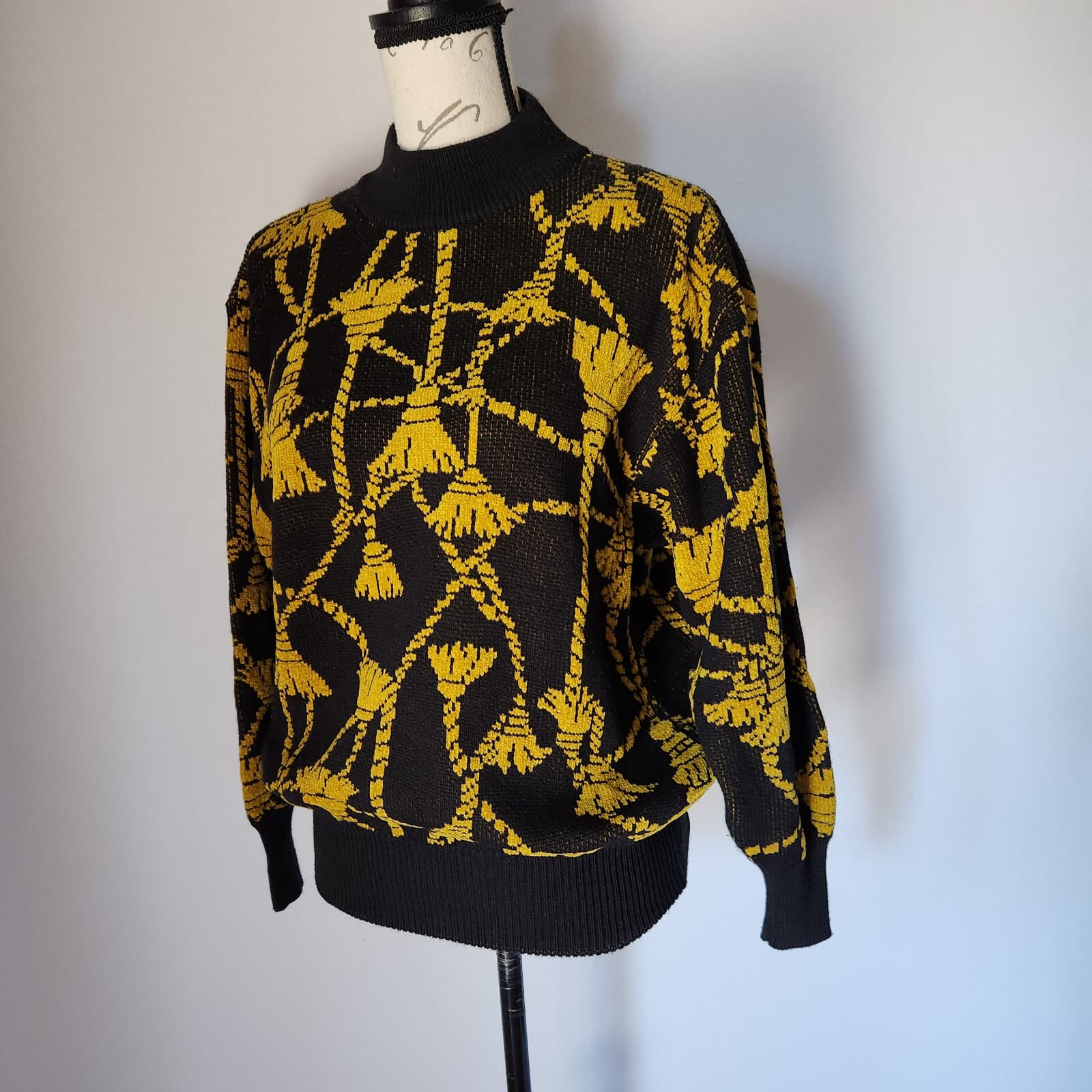 Vintage'80s Mondi W-Germany Wool Blend Tassel Sweater Velvet-Yellow Black Sz.36 - Thumbnail 3
