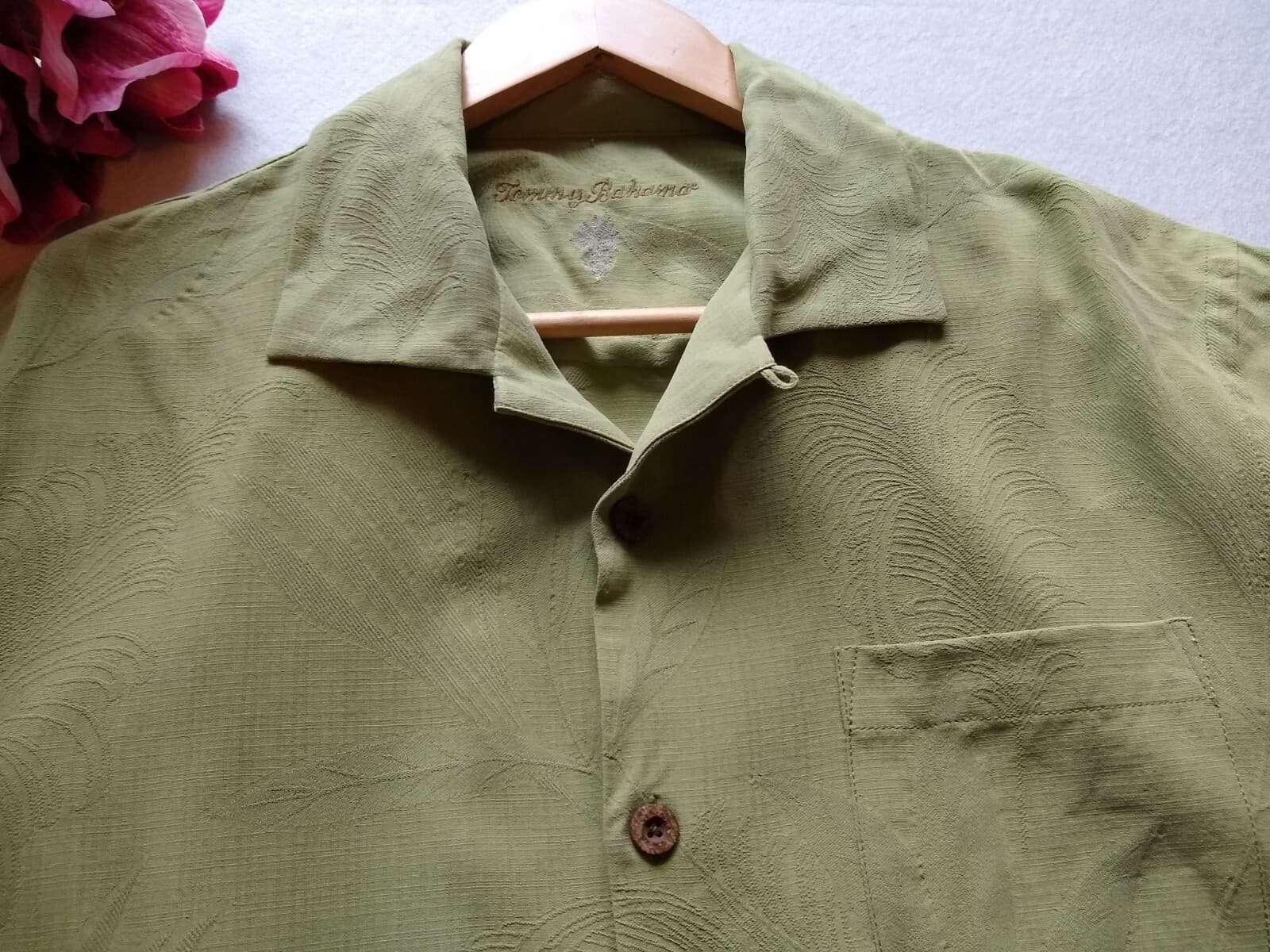 Tommy Bahama 100% Silk Men Hawaii Short Sleeve Shirt Green Wooden Button Sz.M - Thumbnail 7