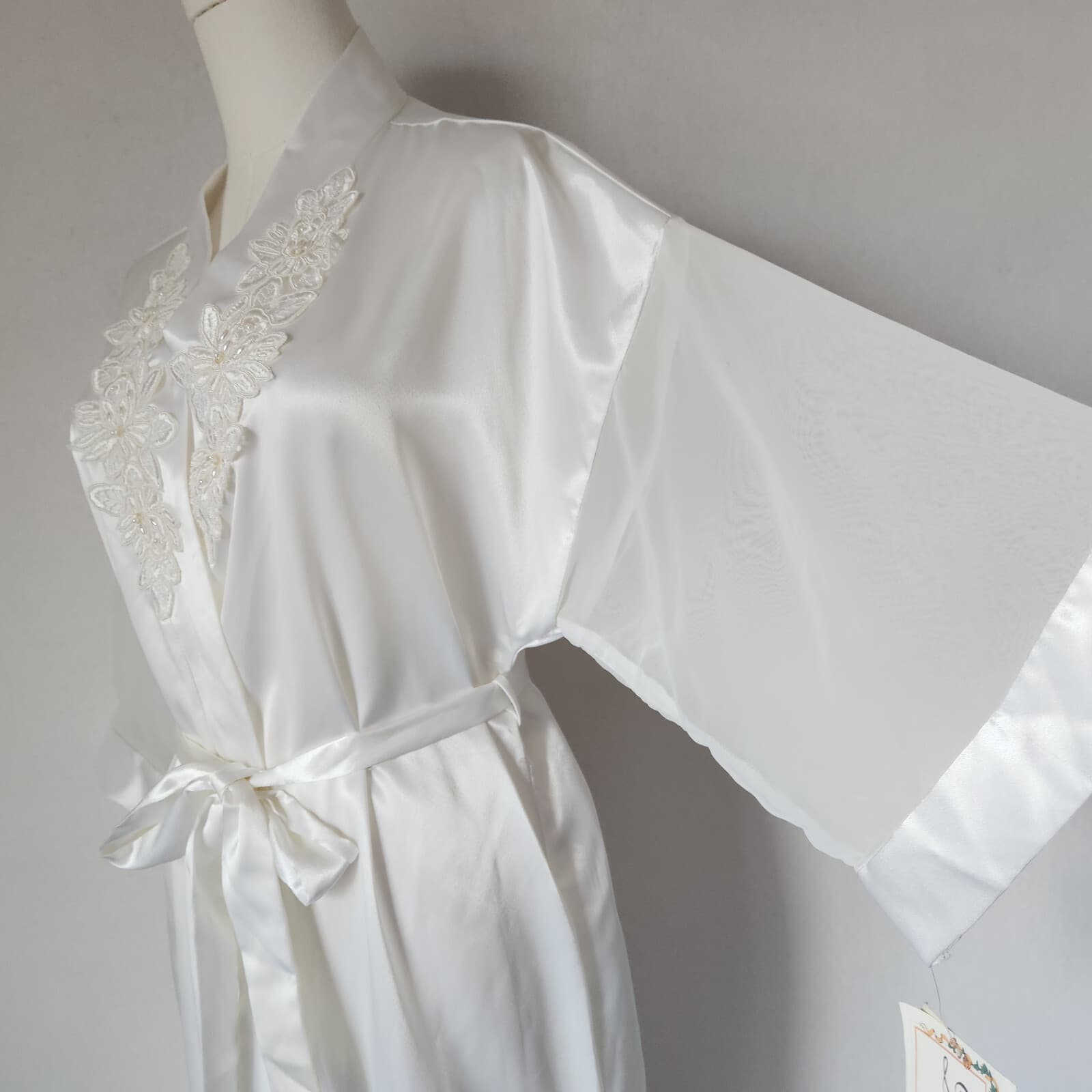 Vintage New Dentelle Lace Beaded Embellished Satin Kimono Robe Belt White Sz.M - Thumbnail 4