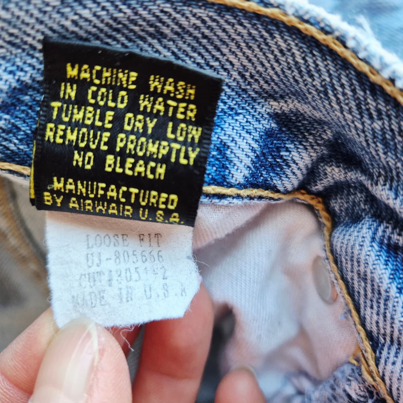 Vintage Dr.Martens Air Wair USA Loose Fit Cut-Off Button-Fly Denim Shorts Sz.31 - Thumbnail 9