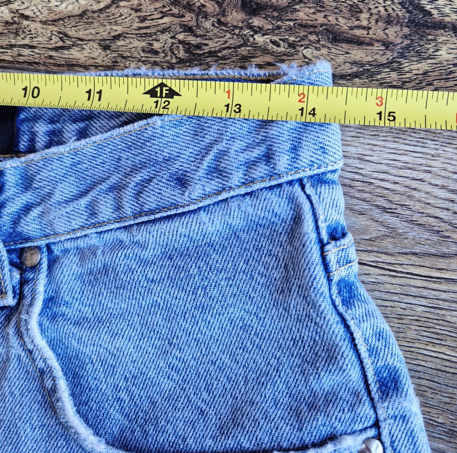 Vintage Dr.Martens Air Wair USA Loose Fit Cut-Off Button-Fly Denim Shorts Sz.31 - Thumbnail 10