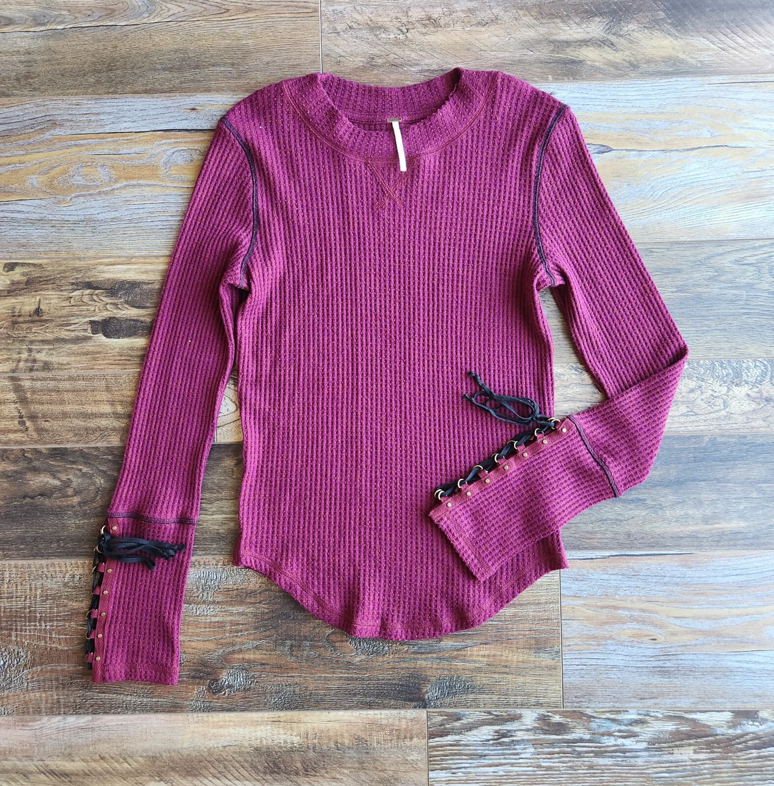 Free People Size L Mountaineer Cuff Thermal Mock Neck Top Long Sleeve Red-Wine - Thumbnail 9
