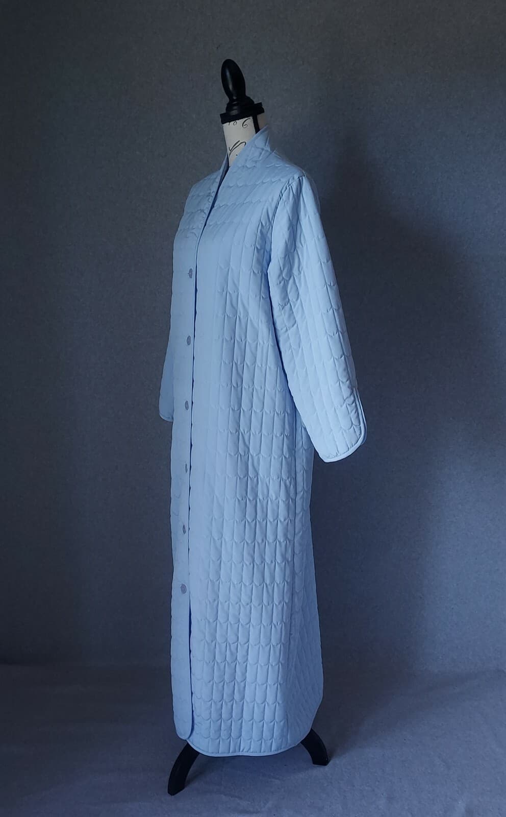 I.Magnin Quilted Nightgown Button-Down Long Sleeve Lined Pocket Blue Women Sz.M - Thumbnail 4