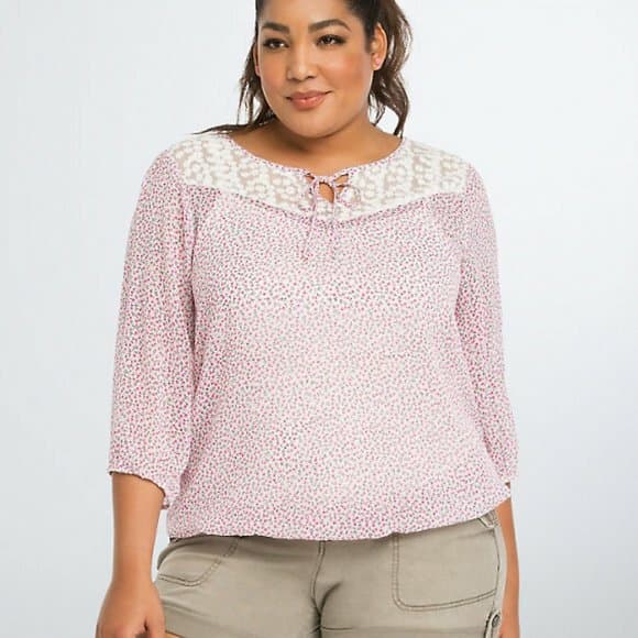TORRID Sheer Chiffon Embroidered Lace Top Blouse 3/4 Sleeve Floral Pink Sz.0