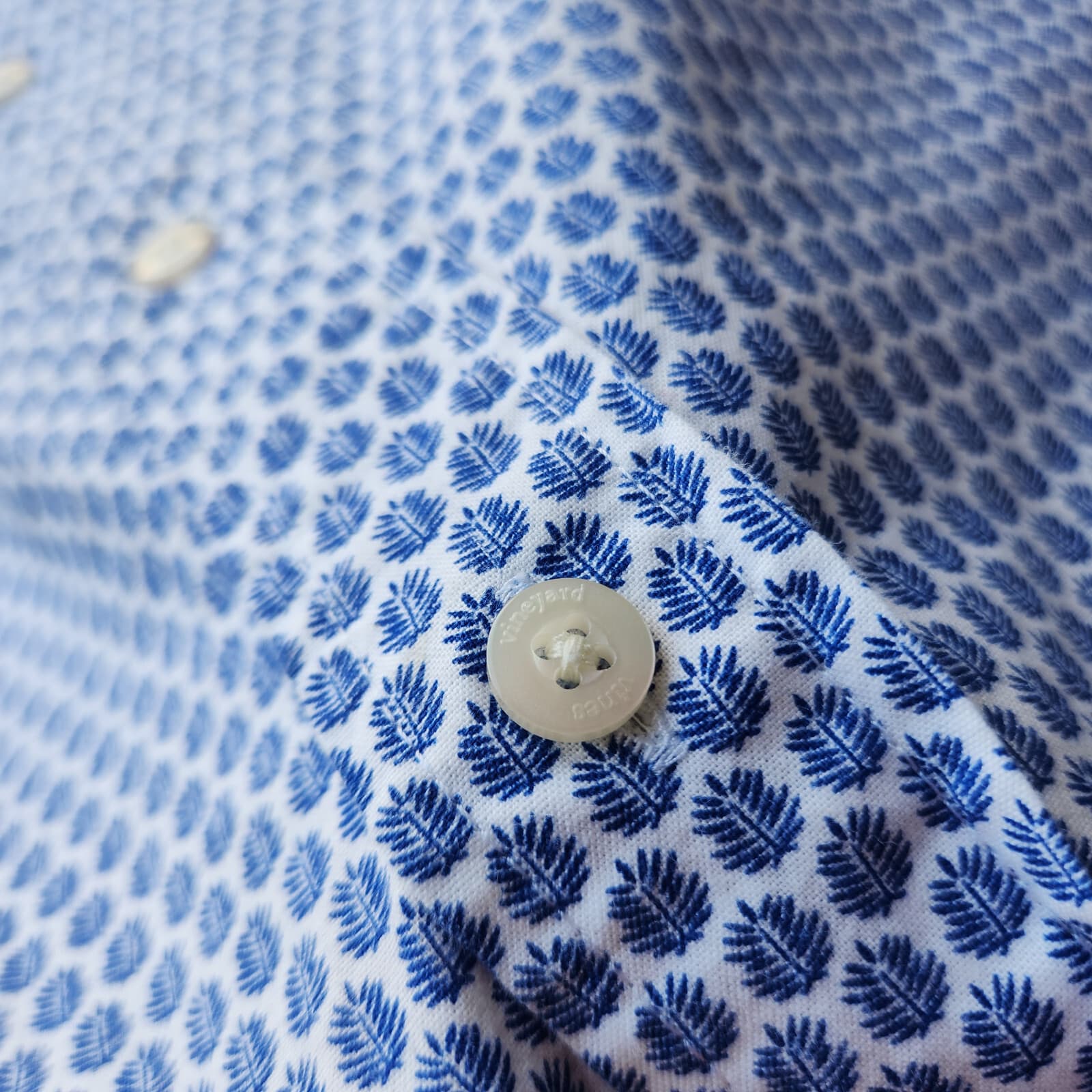 Vineyard Vines Men's 3XB Leaf-Printed Button-Up Shirt Short Sleeve Blue White - Thumbnail 8