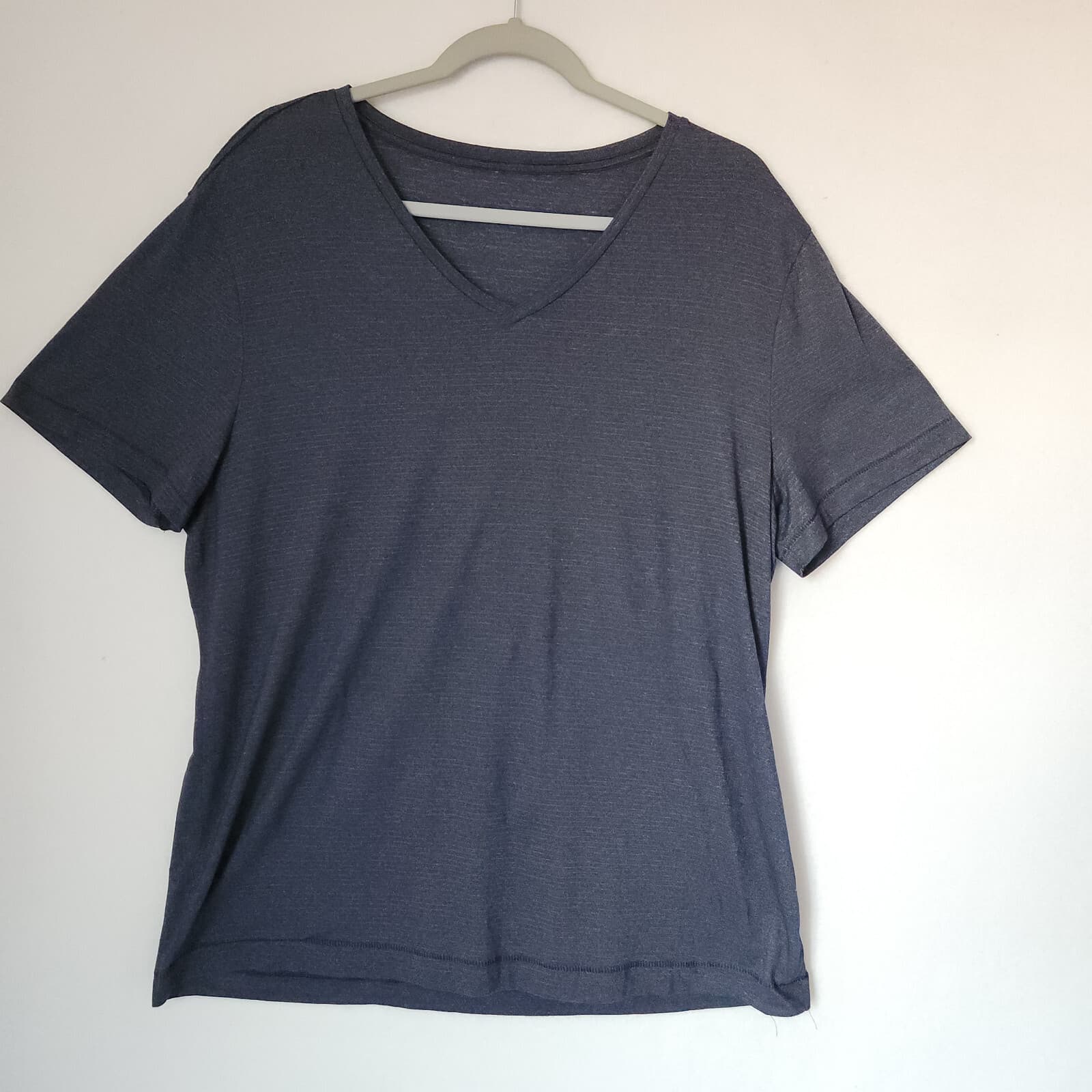 Lululemon Activewear Lightweight V-Neck T-Shirt Short Sleeve Blue Grey Men's XL - Thumbnail 2
