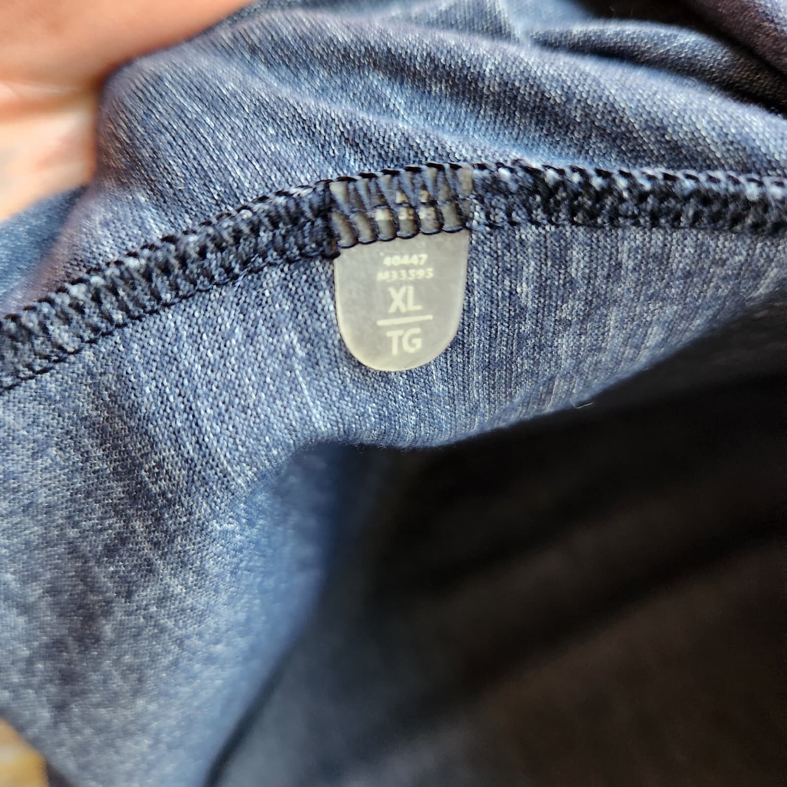 Lululemon Activewear Lightweight V-Neck T-Shirt Short Sleeve Blue Grey Men's XL - Thumbnail 4