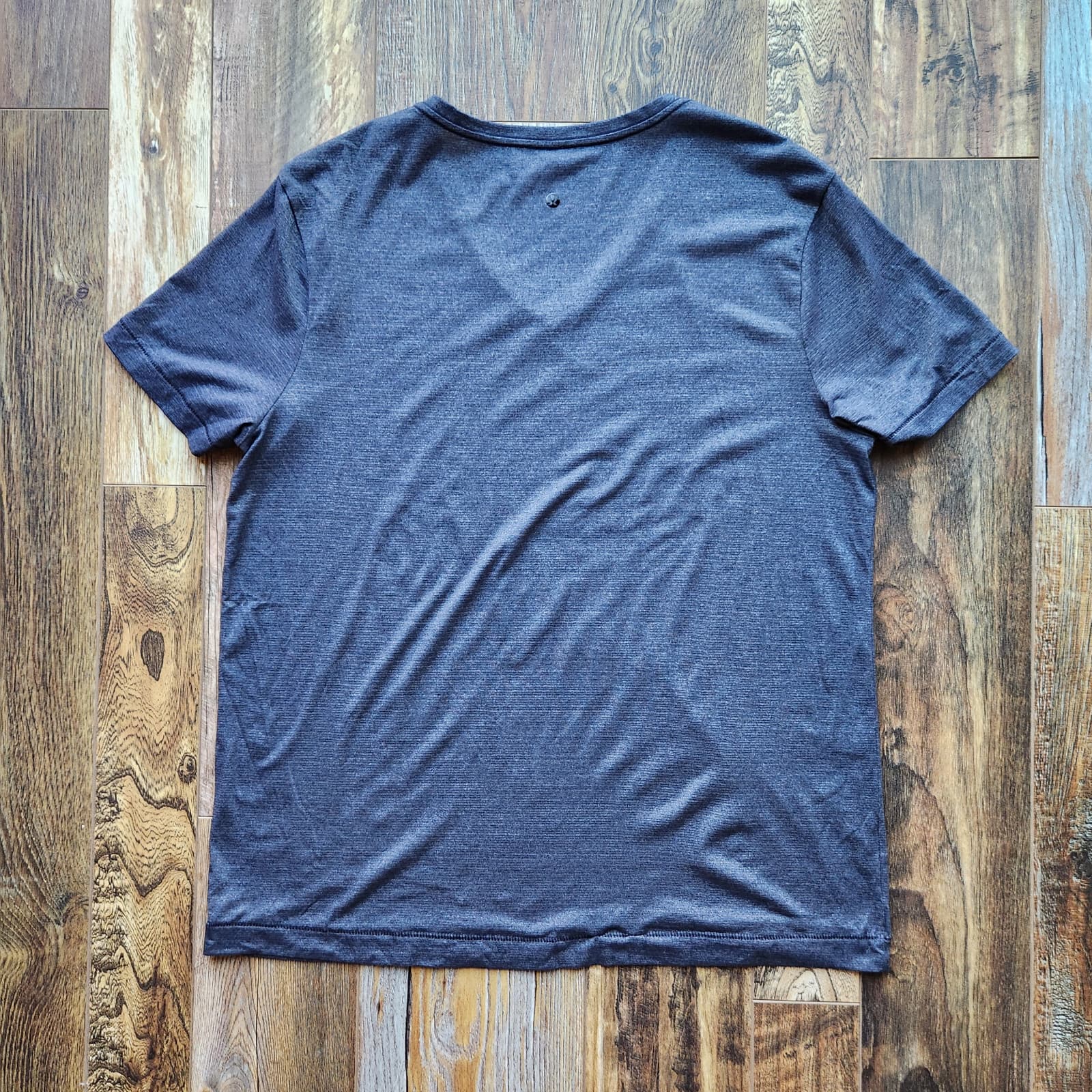 Lululemon Activewear Lightweight V-Neck T-Shirt Short Sleeve Blue Grey Men's XL - Thumbnail 5