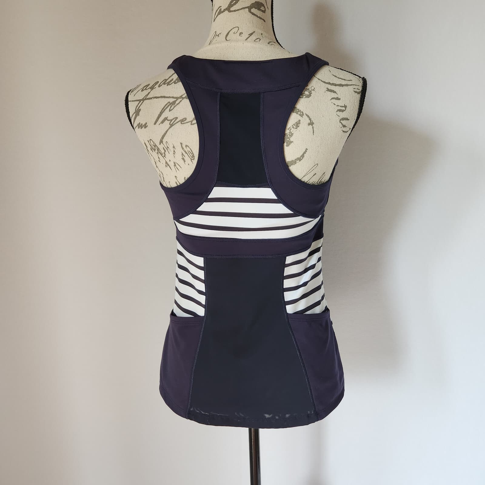 Athleta Hyper Stripe PR2 Activewear Tank Top Racerback Pocket Blue White Women M - Thumbnail 4
