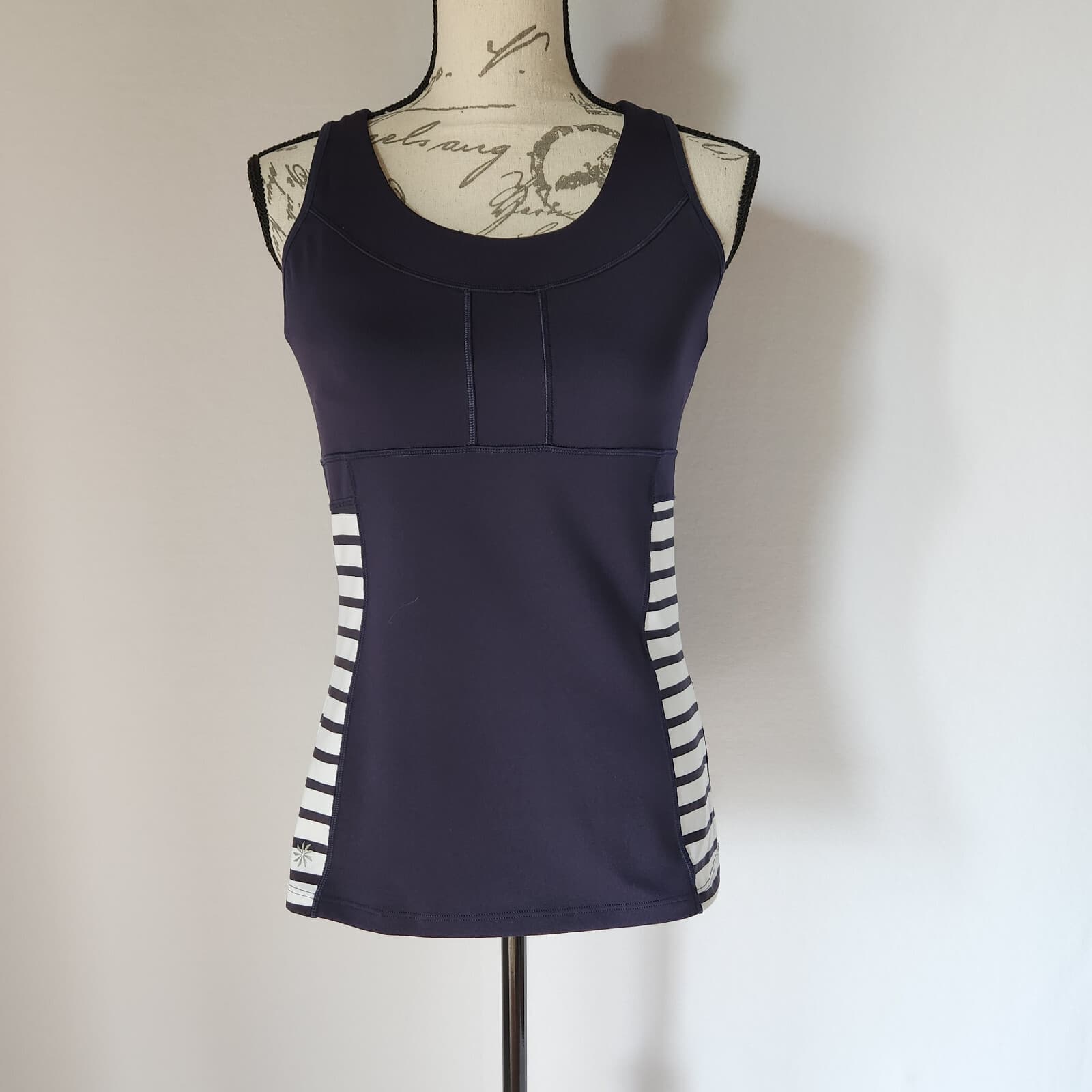 Athleta Hyper Stripe PR2 Activewear Tank Top Racerback Pocket Blue White Women M - Thumbnail 3