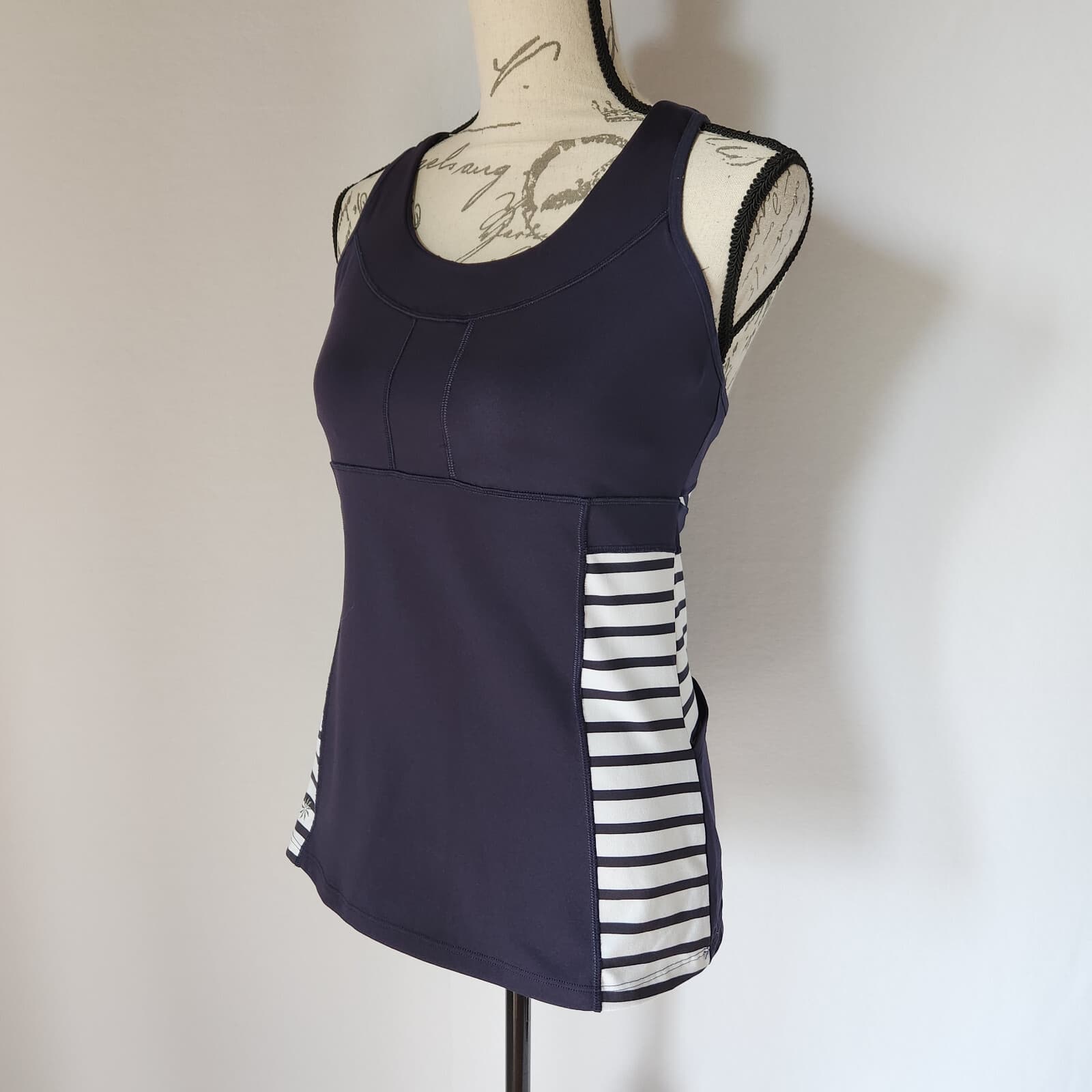 Athleta Hyper Stripe PR2 Activewear Tank Top Racerback Pocket Blue White Women M - Thumbnail 2