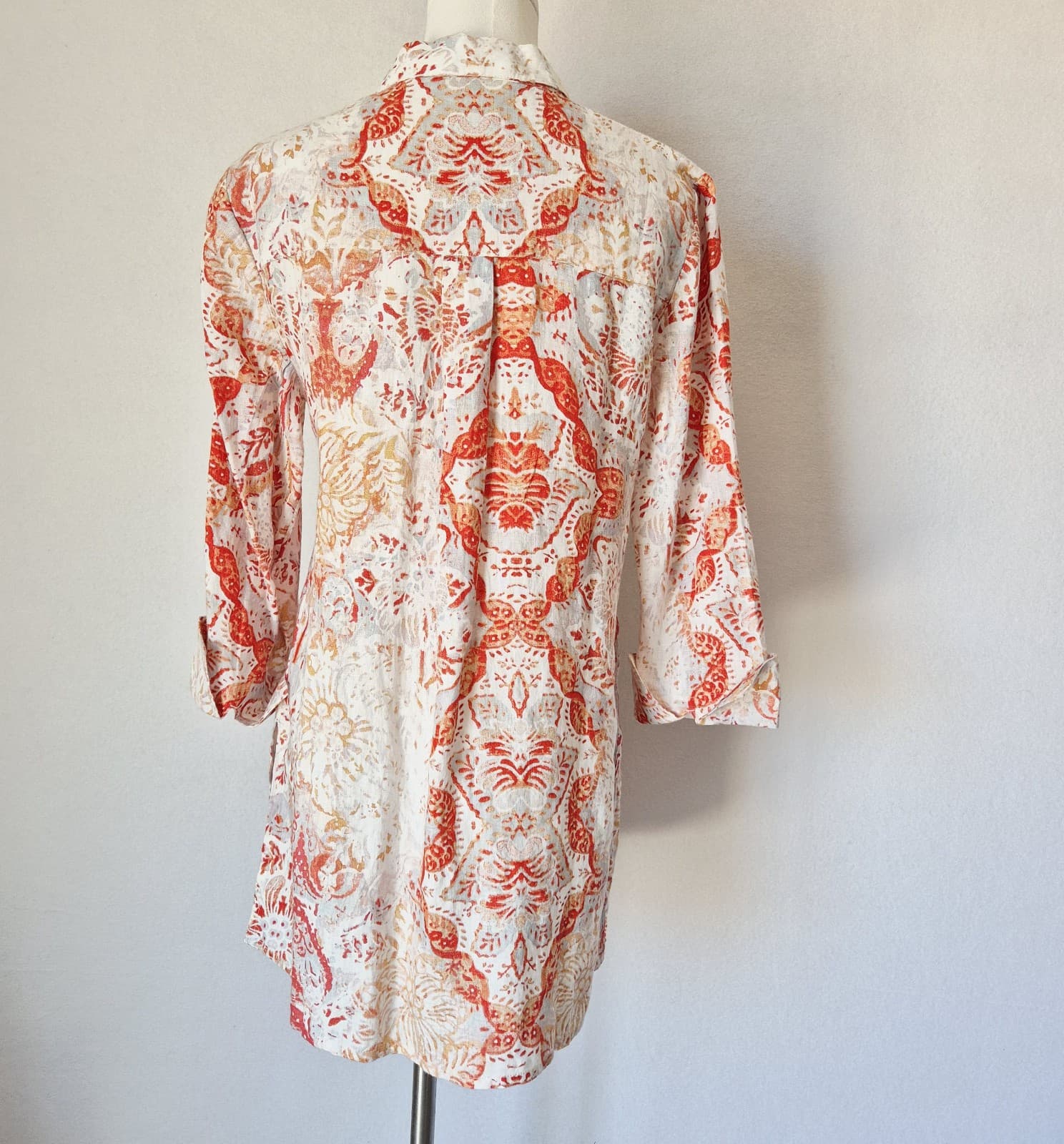 NWT Chico's Linen Tunic Popover Medallion Print Top Button 3/4 Sleeve Sz.0 (4/6) - Thumbnail 5
