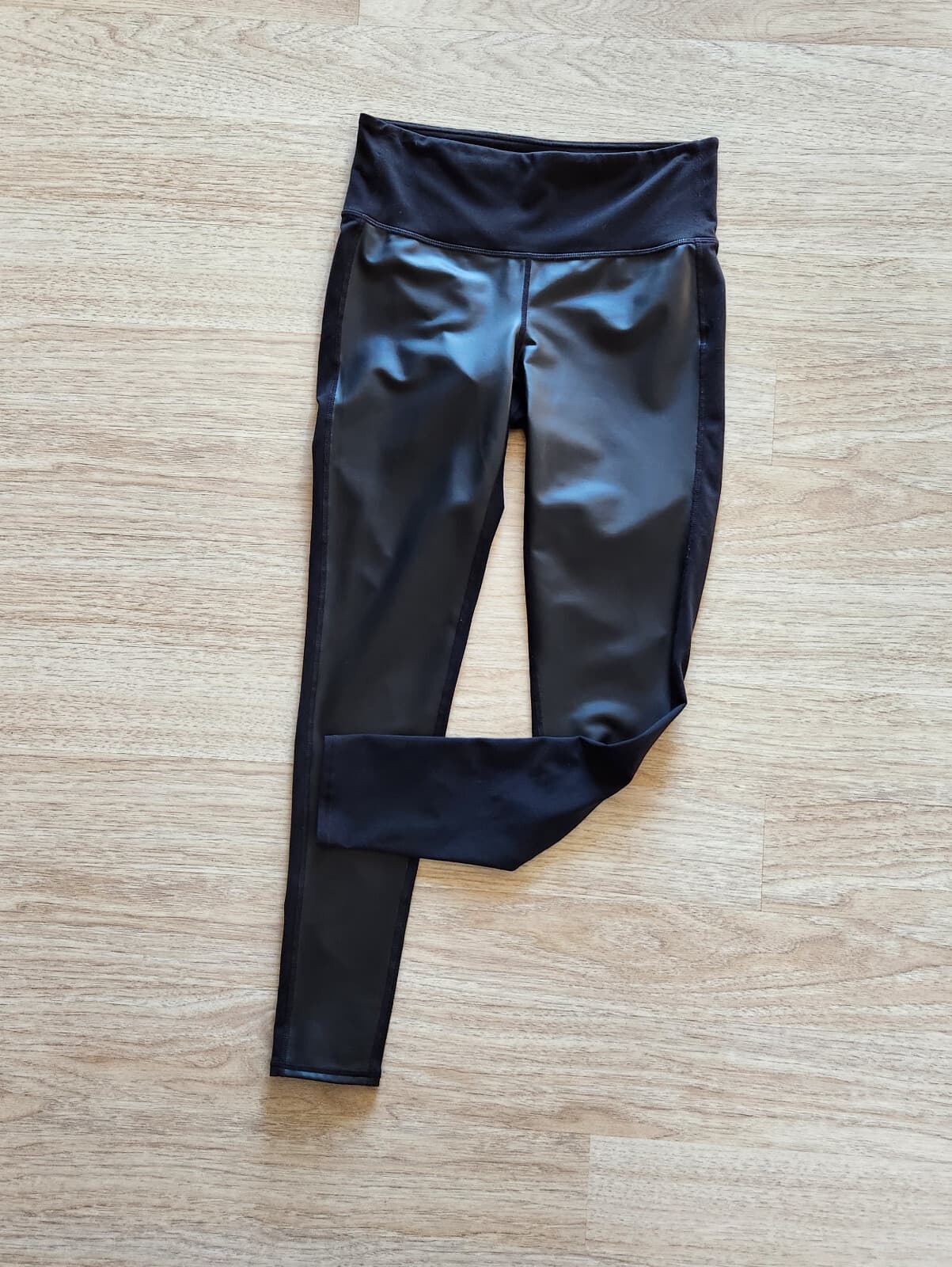 Athleta Delancey Gleam Faux Leather Front Tight Leggings Stretch Black Women's S - Thumbnail 2