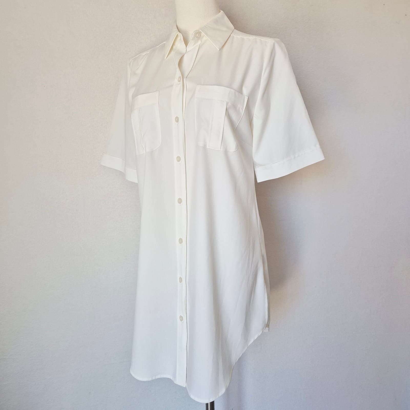 NWT Chico's Silky Soft Button-Up Long Shirt 3/4 Sleeve Pocket Alabaster Sz.0 4/6 - Thumbnail 2