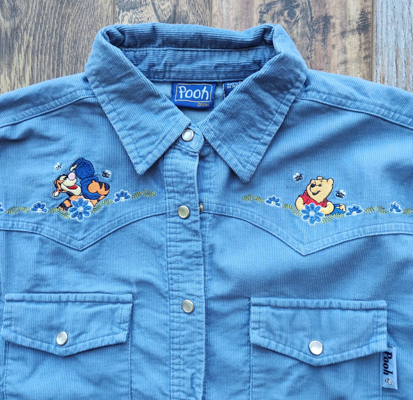 NWoT Pooh Disney Embroidered Corduroy Western Shirt Pearl Snap Blue Cotton Sz.S - Thumbnail 4