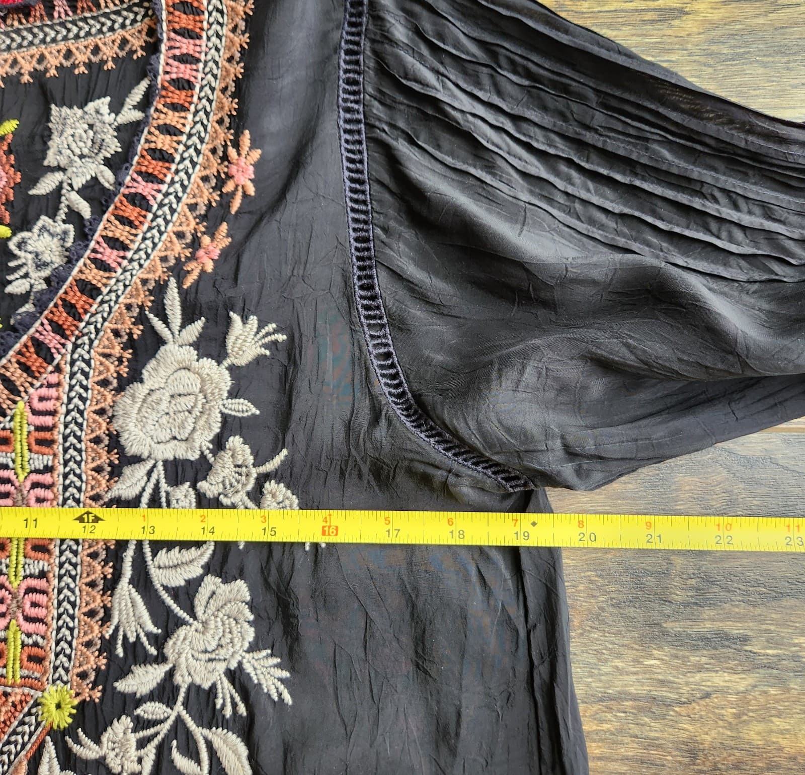 Johnny Was Embroidered Floral Long Pintuck Bell-Sleeve Blouse Black Cupra Sz.S - Thumbnail 14