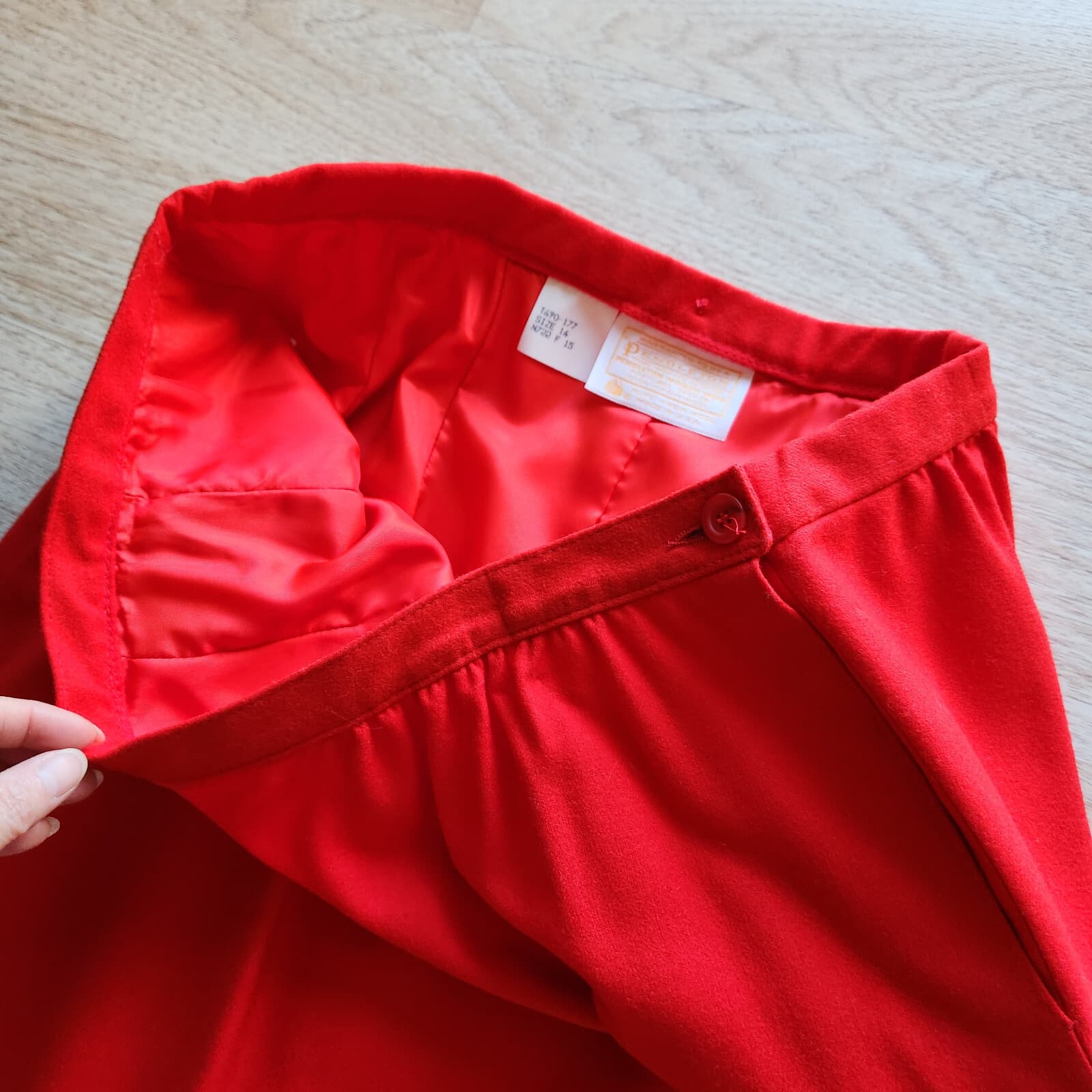 Vintage Pendleton 100% Virgin Wool Pencil Skirt Pocket Lined Solid Red Womens 16 - Thumbnail 6