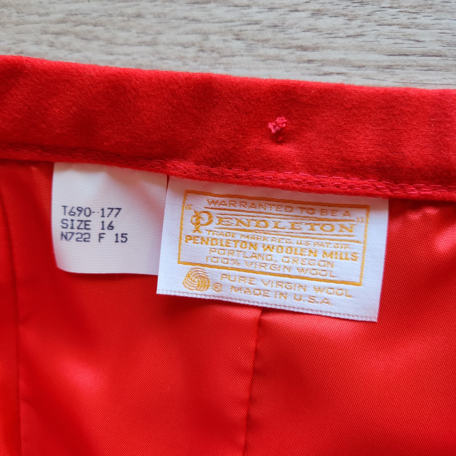 Vintage Pendleton 100% Virgin Wool Pencil Skirt Pocket Lined Solid Red Womens 16 - Thumbnail 7
